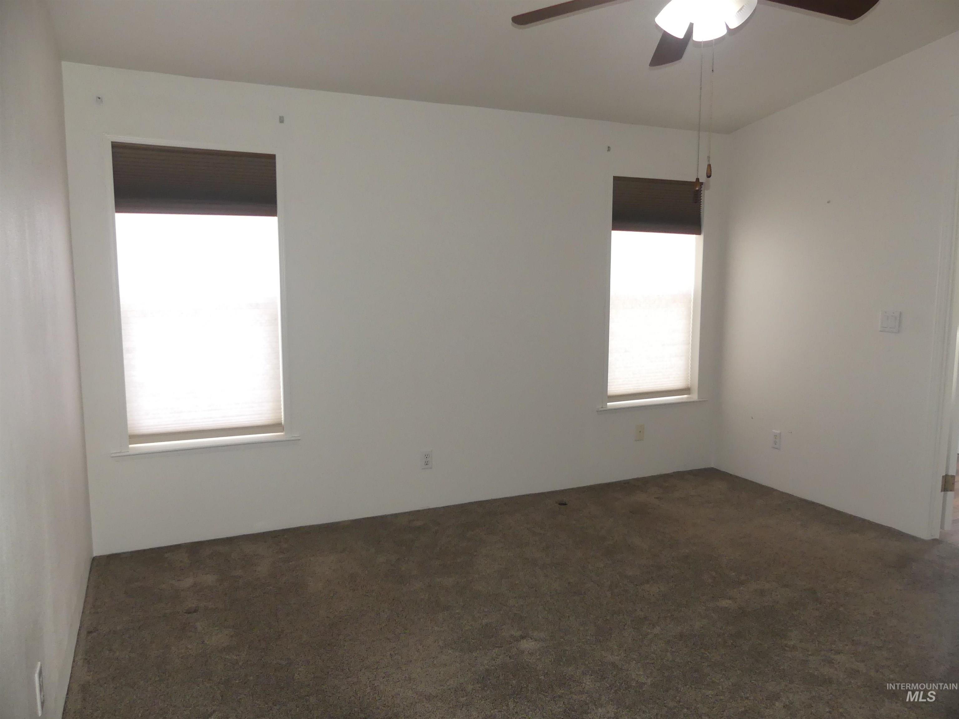 1430 Chestnut St, Clarkston, Washington 99403, 3 Bedrooms, 2 Bathrooms, Residential For Sale, Price $159,000, 98989932