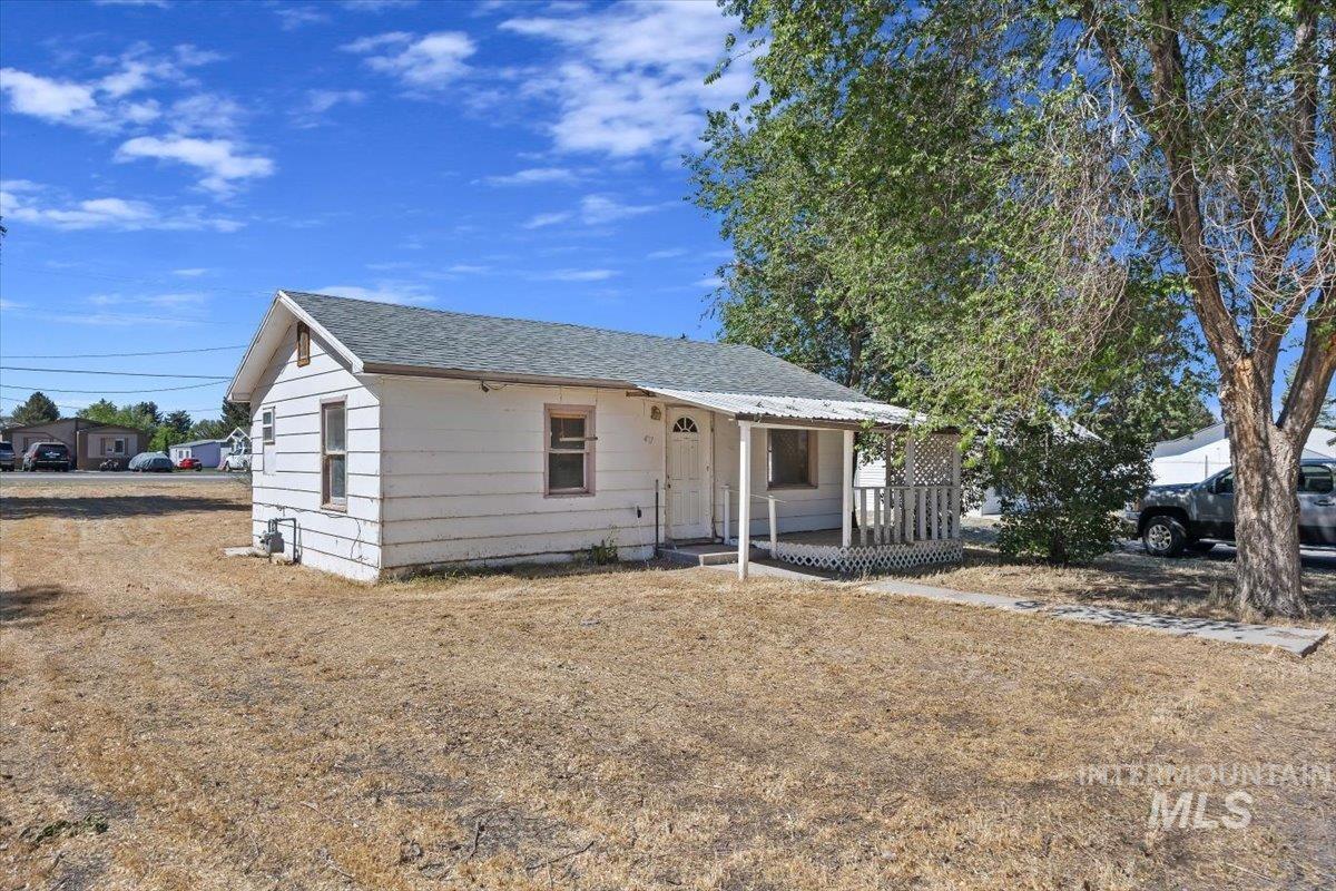 417 E Ave G, Jerome, Idaho 83338, 2 Bedrooms, 1 Bathroom, Residential For Sale, Price $164,500, 98989935