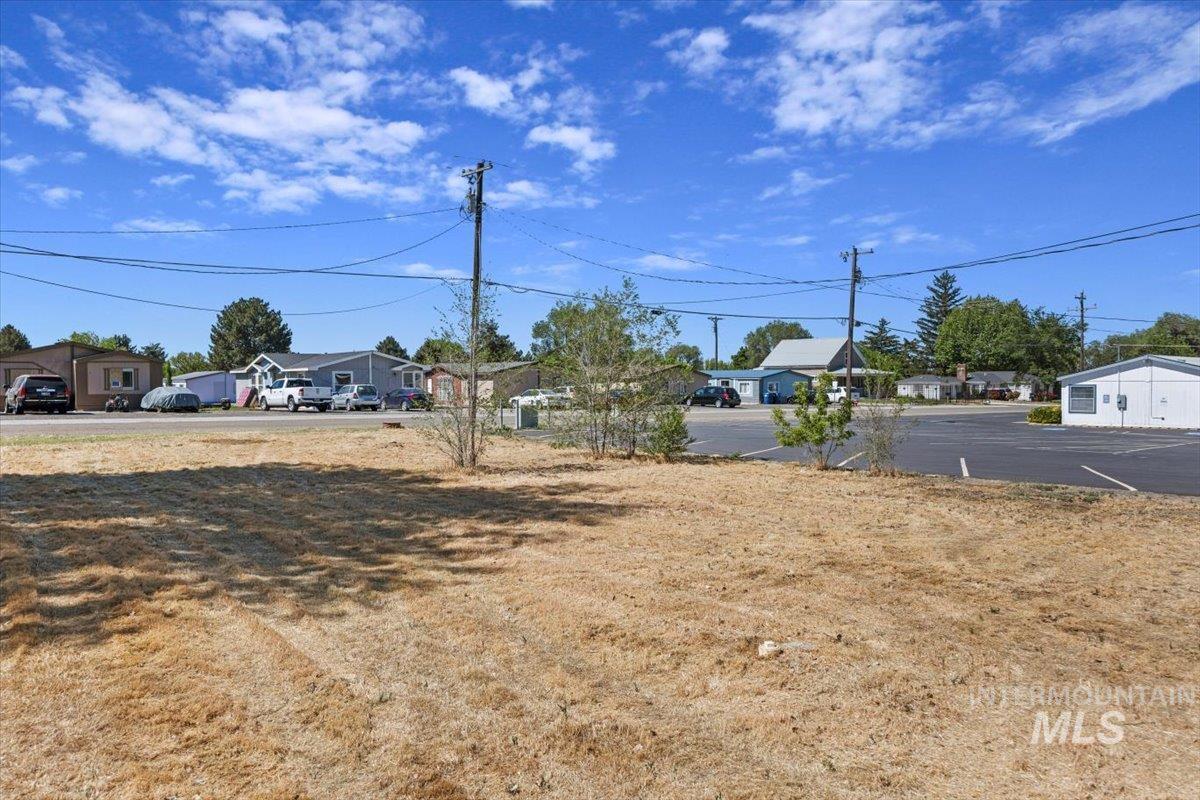 417 E Ave G, Jerome, Idaho 83338, 2 Bedrooms, 1 Bathroom, Residential For Sale, Price $164,500, 98989935