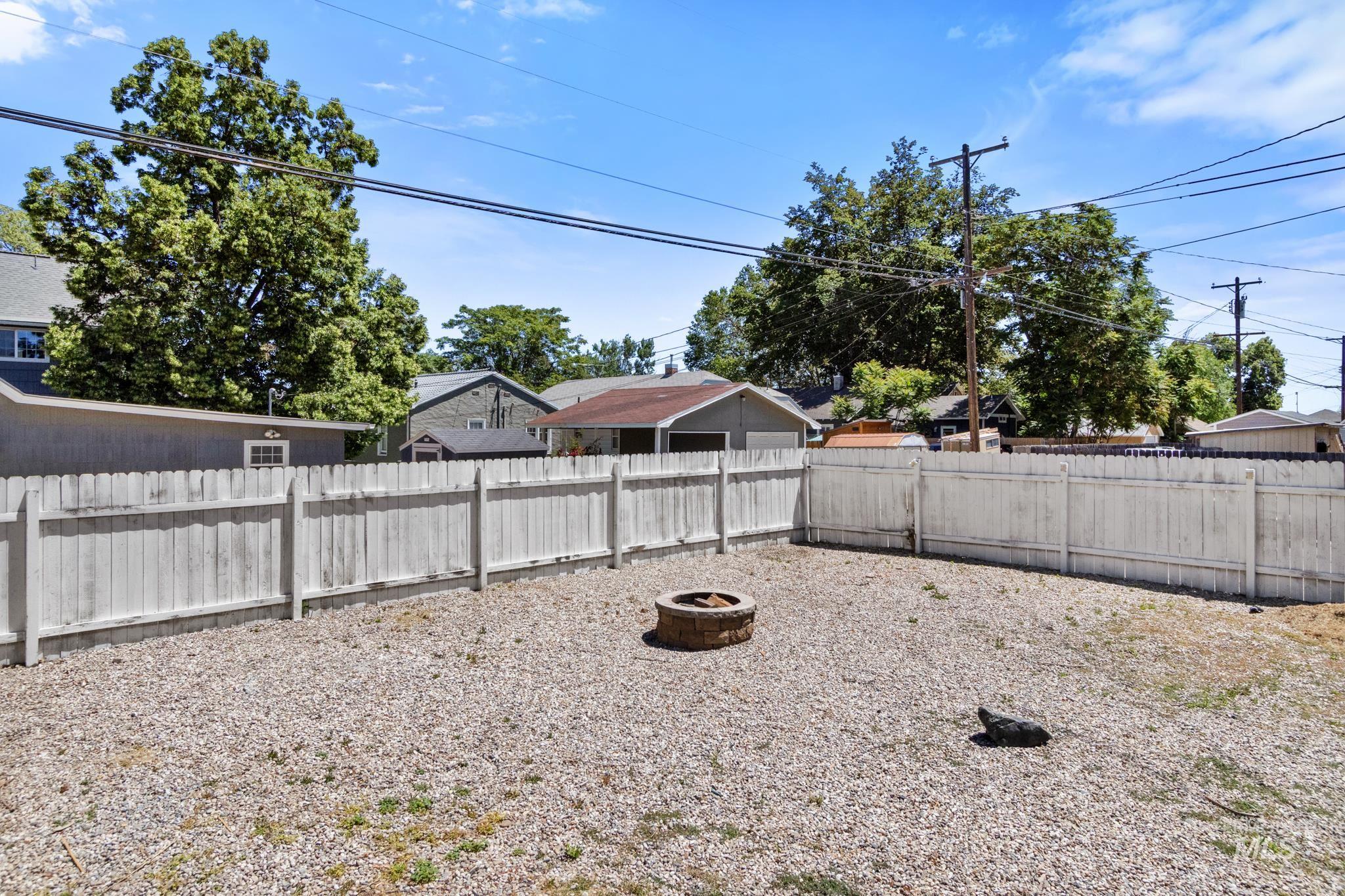 1901 Cleveland Blvd., Caldwell, Idaho 83605, 3 Bedrooms, 2 Bathrooms, Residential For Sale, Price $445,000,MLS 98989936