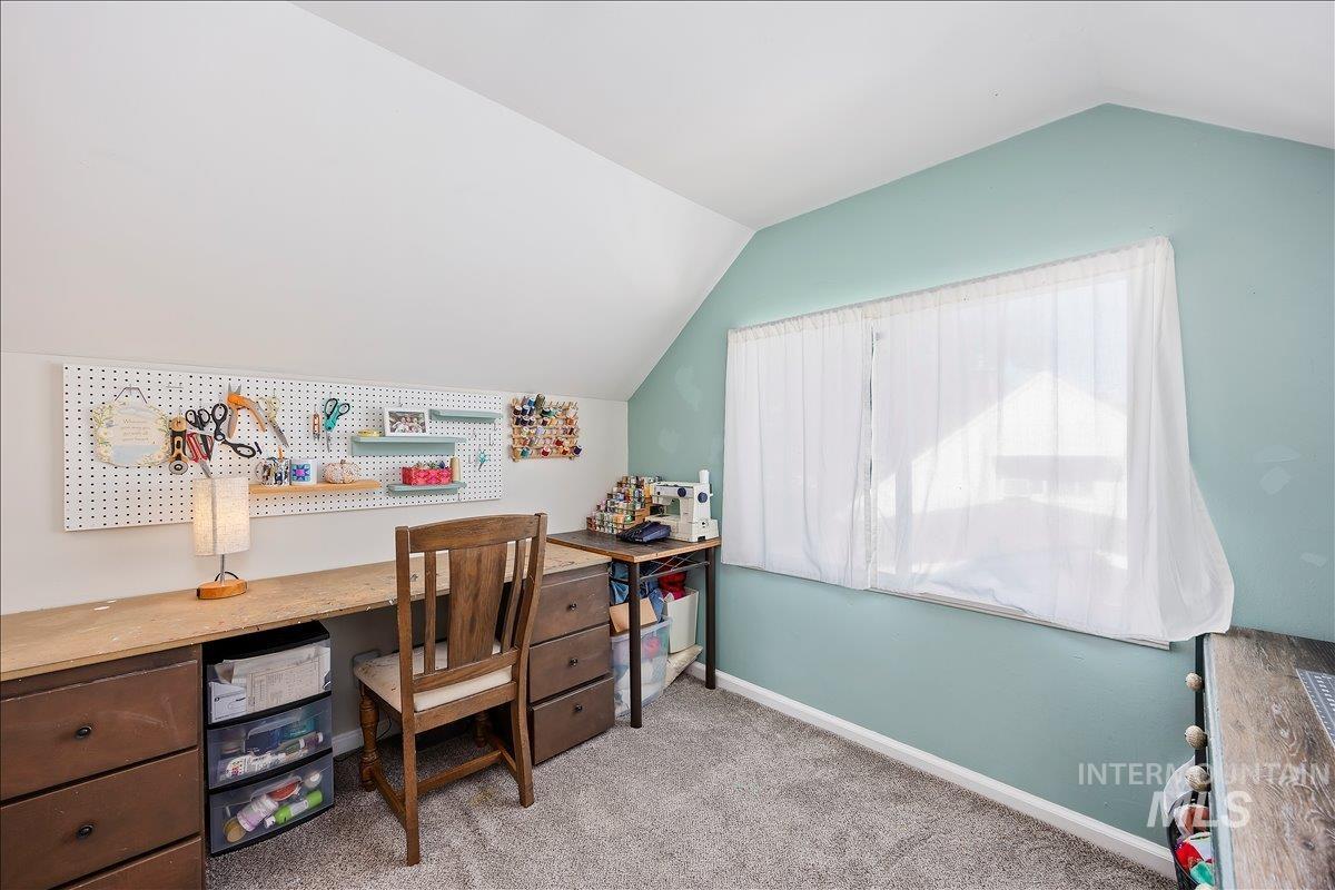 1726 Borah Ave, Twin Falls, Idaho 83301, 6 Bedrooms, 2 Bathrooms, Residential For Sale, Price $349,000,MLS 98989937