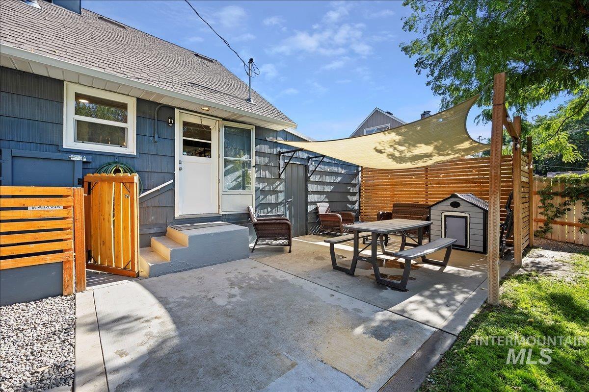 1726 Borah Ave, Twin Falls, Idaho 83301, 6 Bedrooms, 2 Bathrooms, Residential For Sale, Price $349,000,MLS 98989937