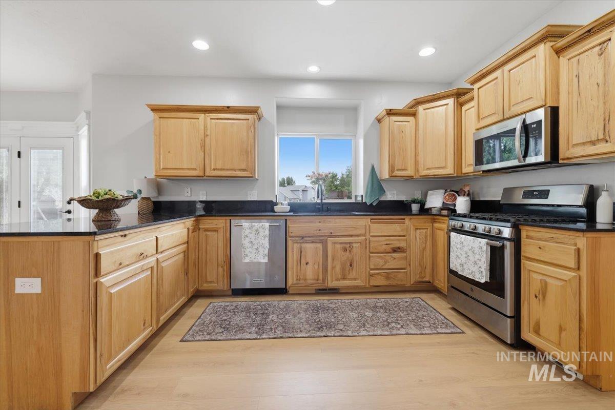 10368 W Altair Dr, Star, Idaho 83669, 4 Bedrooms, 3 Bathrooms, Residential For Sale, Price $625,000,MLS 98989941