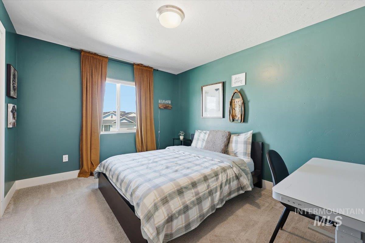 15208 Hanks Way, Caldwell, Idaho 83607, 4 Bedrooms, 2.5 Bathrooms, Residential For Sale, Price $545,000,MLS 98989944