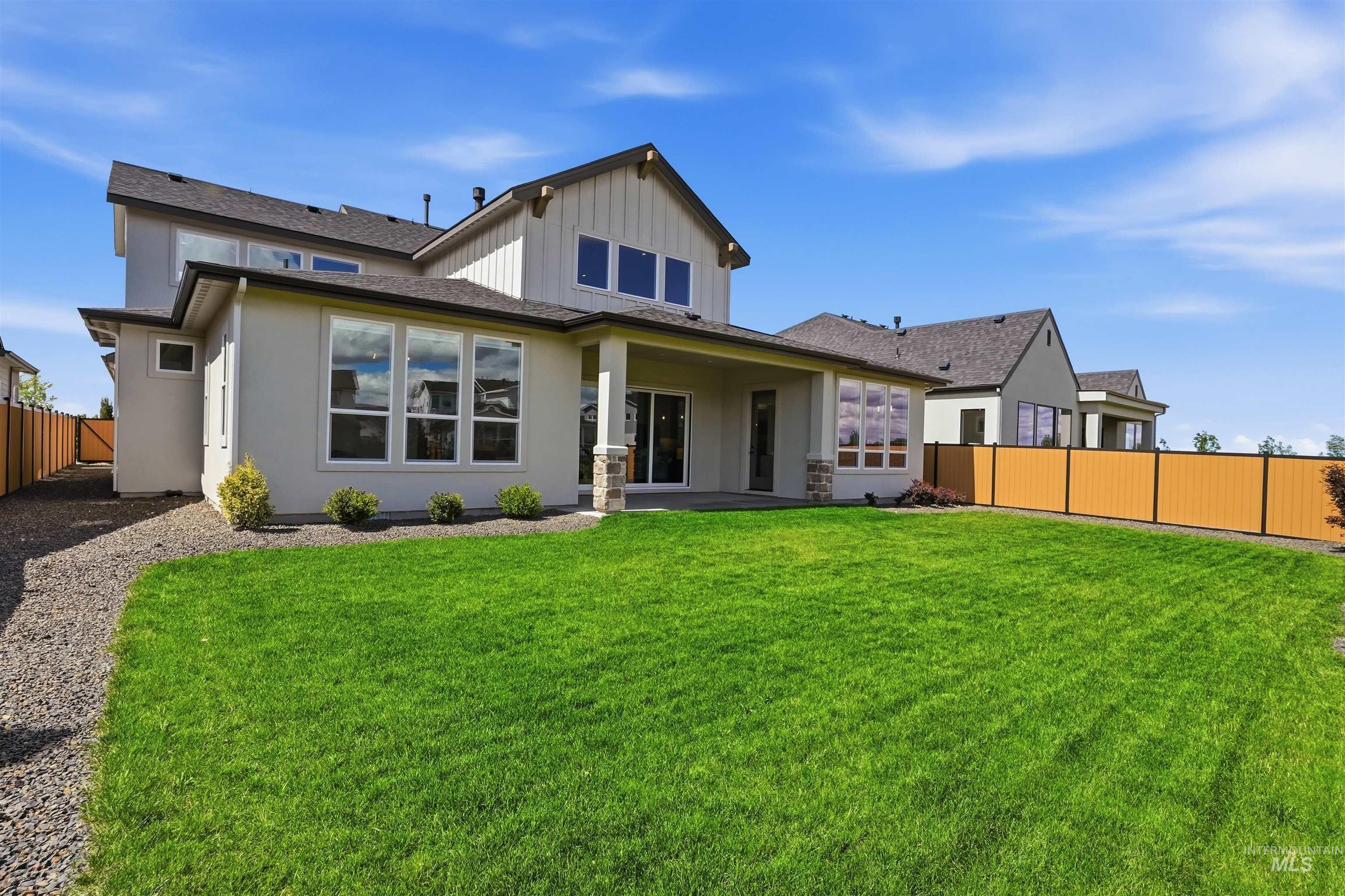 7008 Saddle Bred Way, Star, Idaho 83669, 4 Bedrooms, 3.5 Bathrooms, Residential For Sale, Price $999,000,MLS 98989945