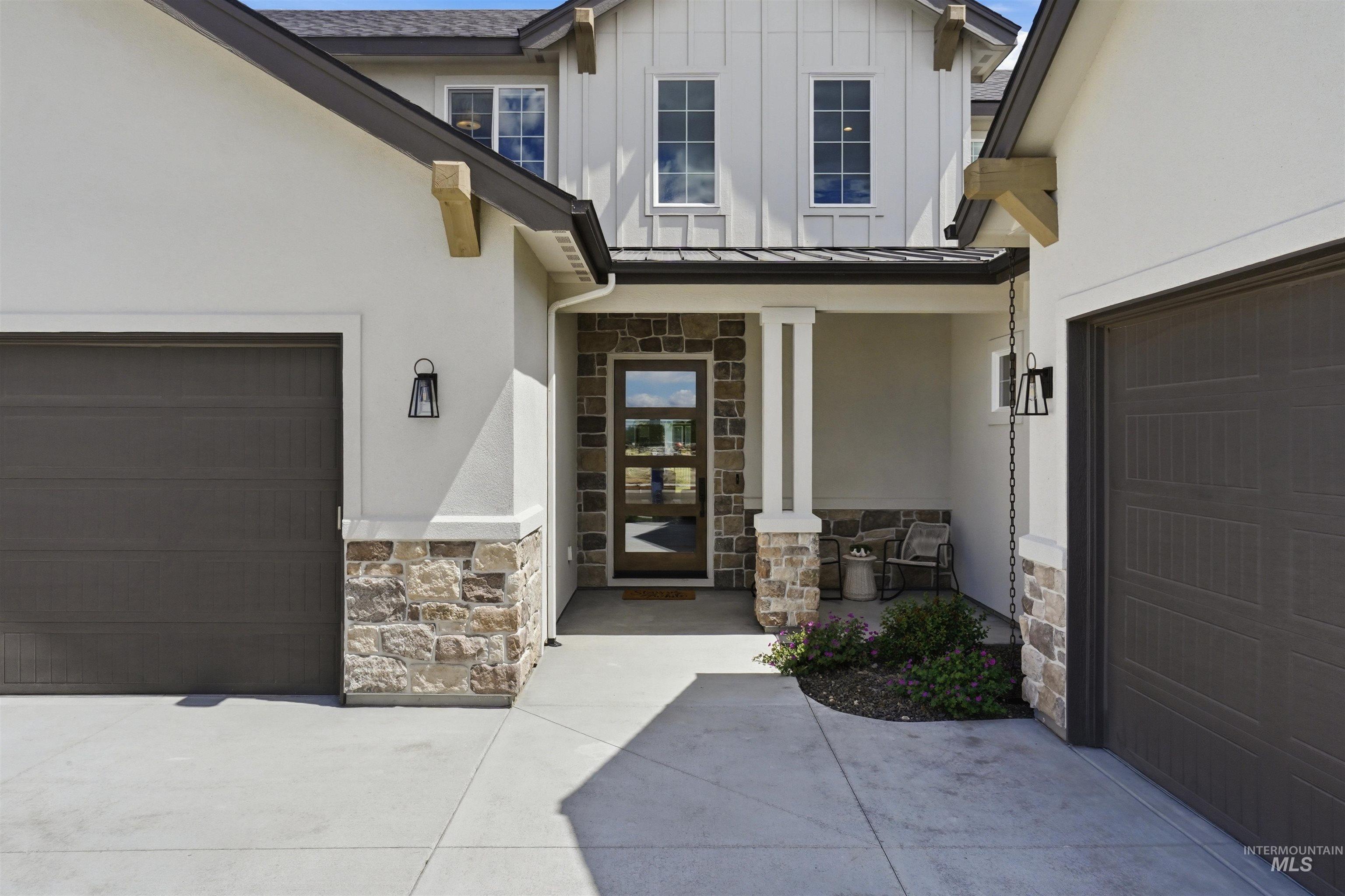 7008 Saddle Bred Way, Star, Idaho 83669, 4 Bedrooms, 3.5 Bathrooms, Residential For Sale, Price $999,000,MLS 98989945