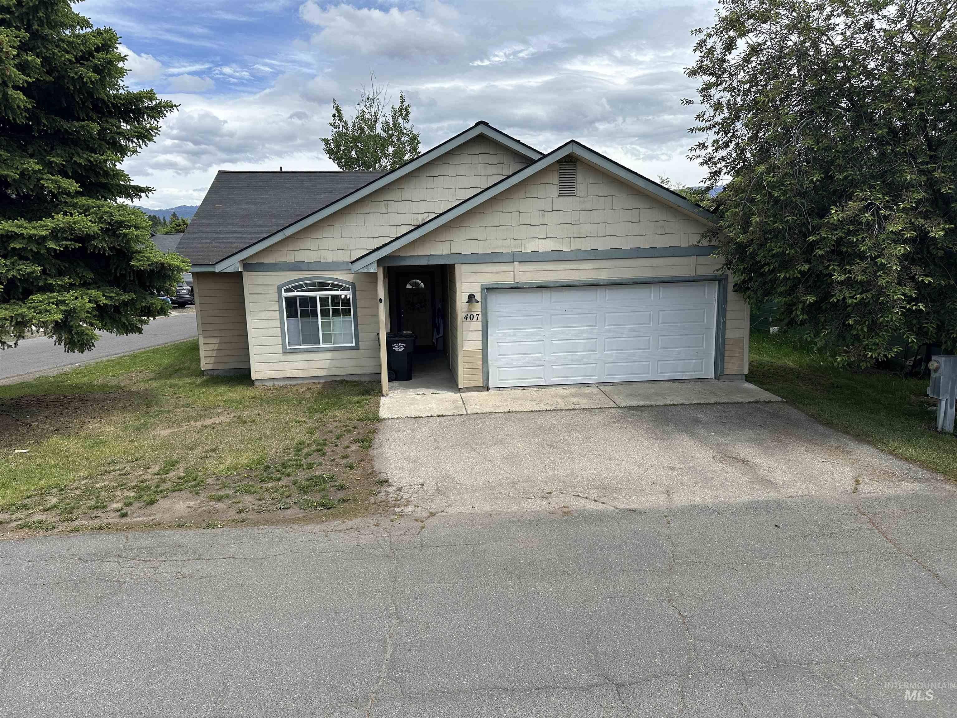 407 Virginia Blvd, McCall, Idaho 83638, 3 Bedrooms, 2 Bathrooms, Residential For Sale, Price $449,000,MLS 98989947