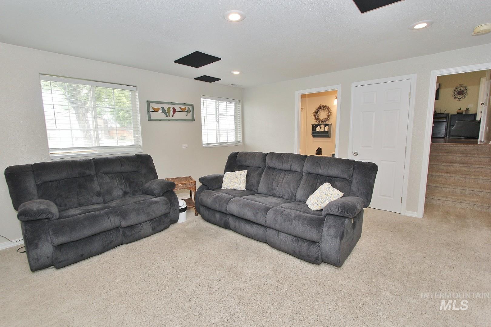2450 W Santa Clara Dr, Meridian, Idaho 83642, 4 Bedrooms, 3 Bathrooms, Residential For Sale, Price $499,000,MLS 98989953