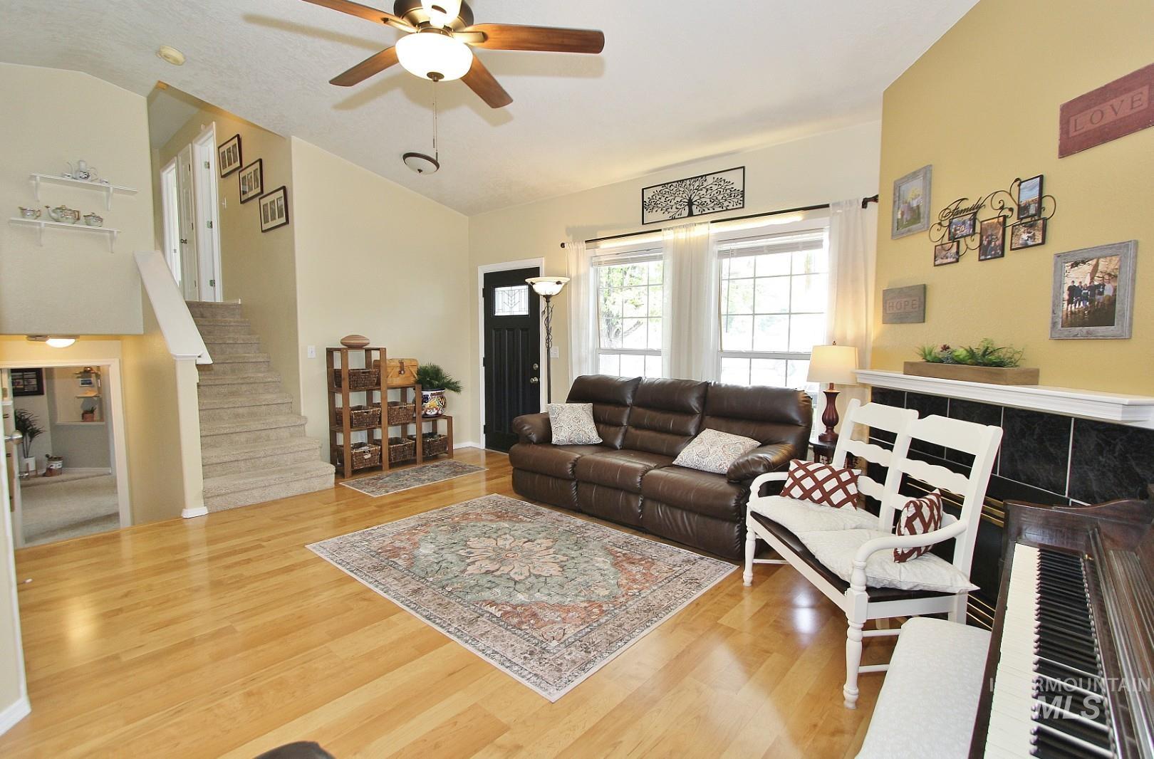 2450 W Santa Clara Dr, Meridian, Idaho 83642, 4 Bedrooms, 3 Bathrooms, Residential For Sale, Price $499,000,MLS 98989953