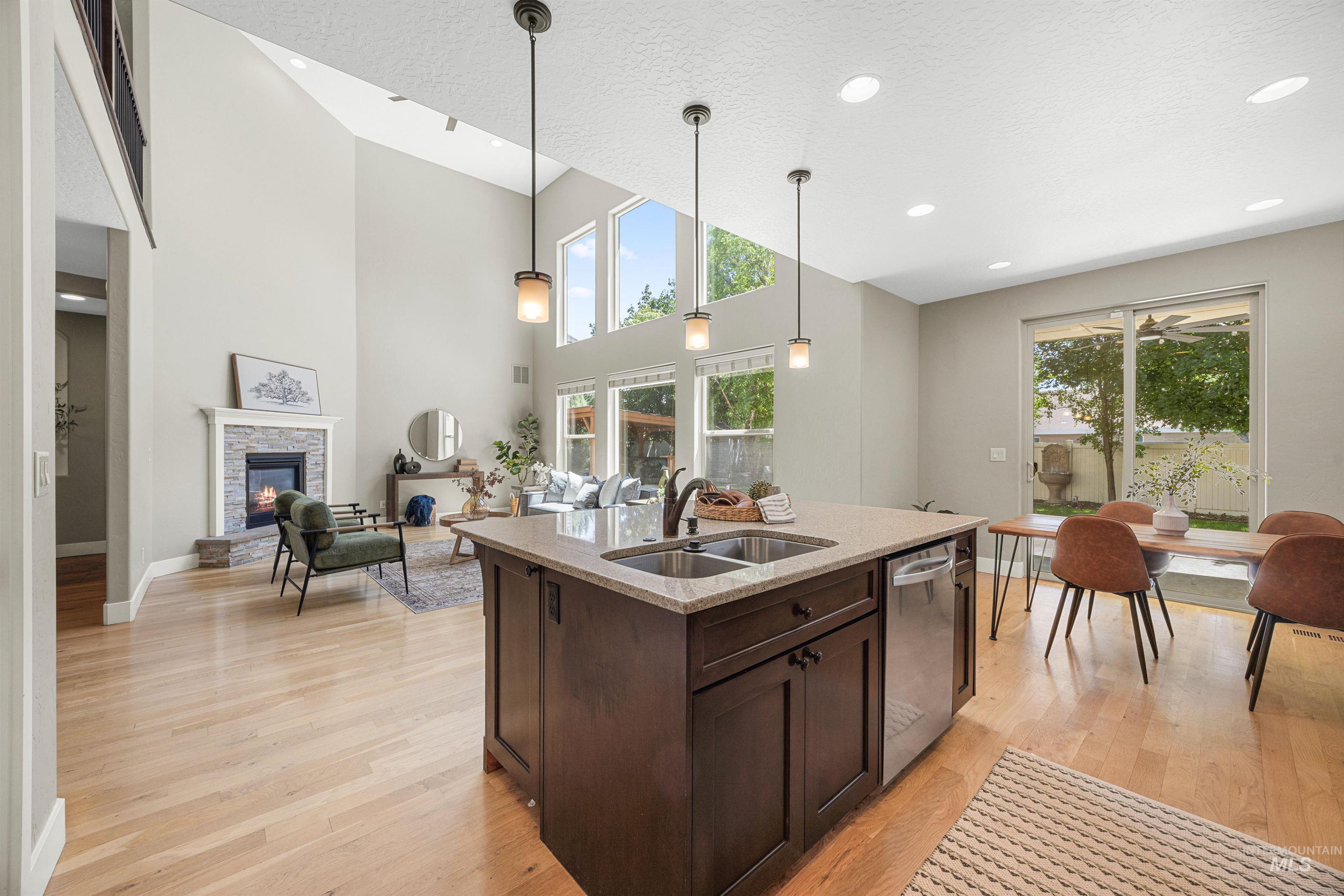 1491 E San Pedro, Meridian, Idaho 83646, 5 Bedrooms, 3.5 Bathrooms, Residential For Sale, Price $735,000,MLS 98989955