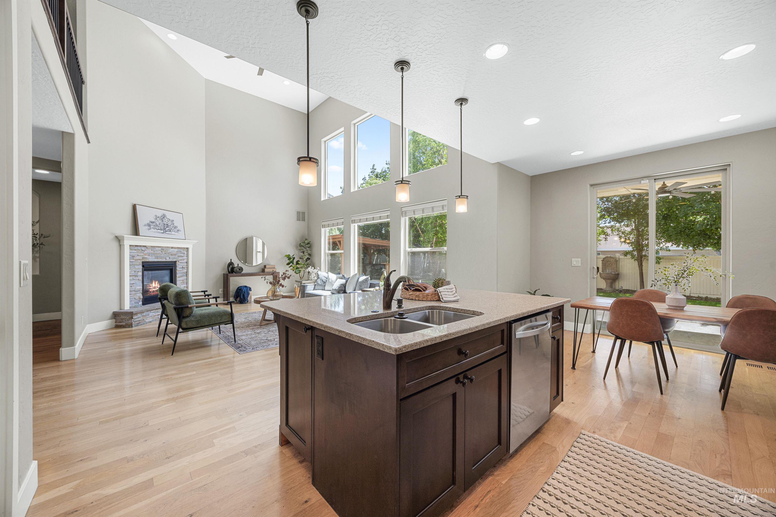 1491 E San Pedro, Meridian, Idaho 83646, 5 Bedrooms, 3.5 Bathrooms, Residential For Sale, Price $735,000,MLS 98989955