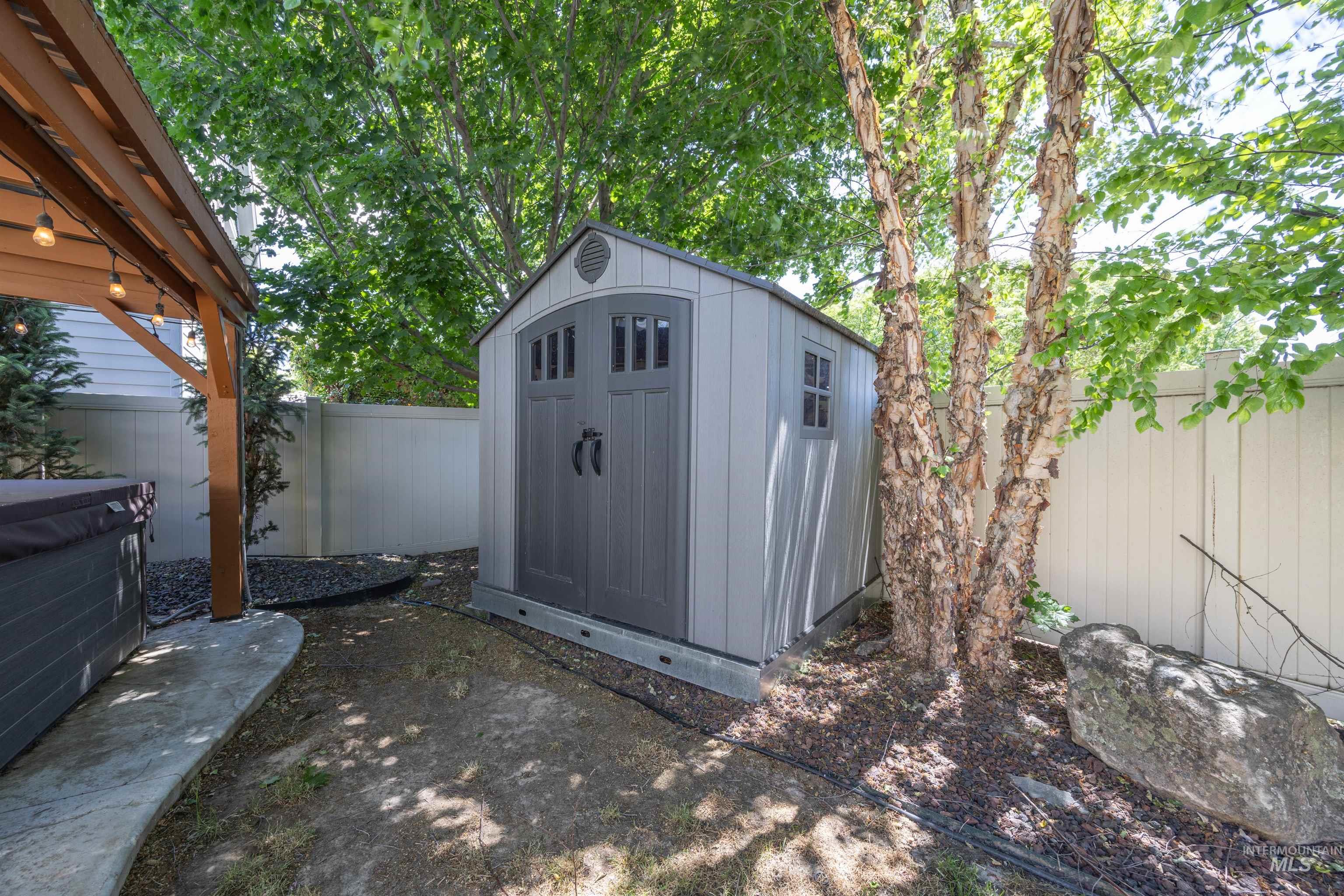 1491 E San Pedro, Meridian, Idaho 83646, 5 Bedrooms, 3.5 Bathrooms, Residential For Sale, Price $735,000,MLS 98989955