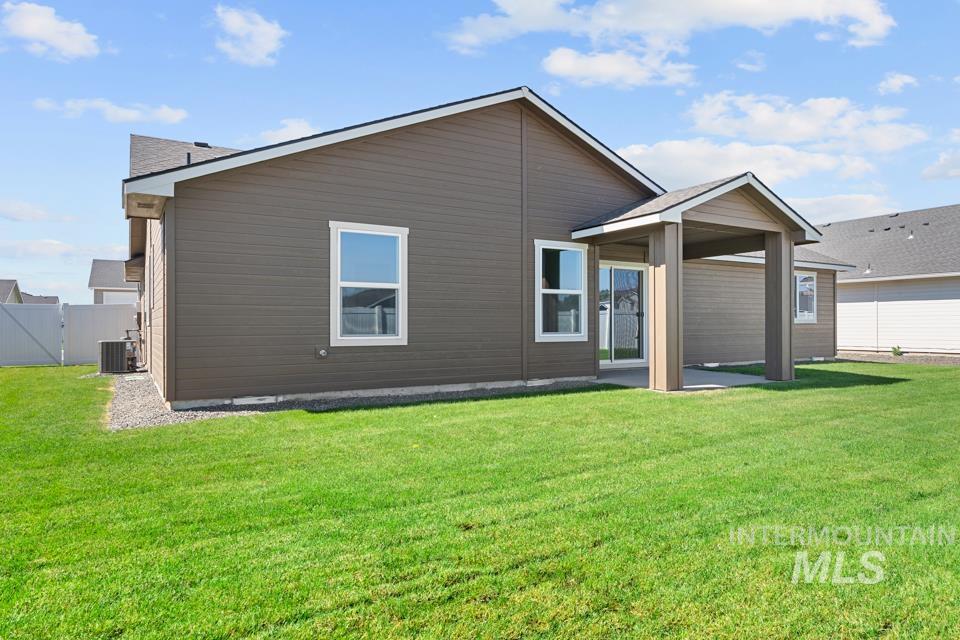 1370 Dawn St, Weiser, Idaho 83672, 4 Bedrooms, 2 Bathrooms, Residential For Sale, Price $371,799,MLS 98989956