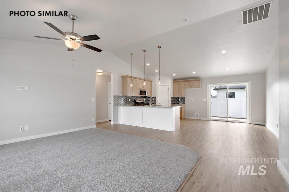 1370 Dawn St, Weiser, Idaho 83672, 4 Bedrooms, 2 Bathrooms, Residential For Sale, Price $371,299,MLS 98989956