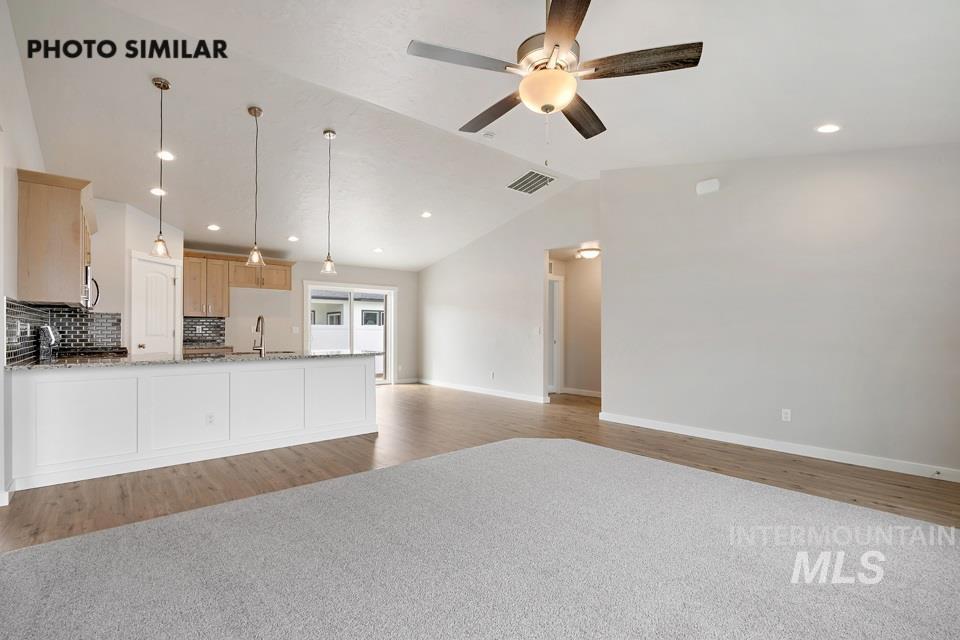1370 Dawn St, Weiser, Idaho 83672, 4 Bedrooms, 2 Bathrooms, Residential For Sale, Price $371,299,MLS 98989956