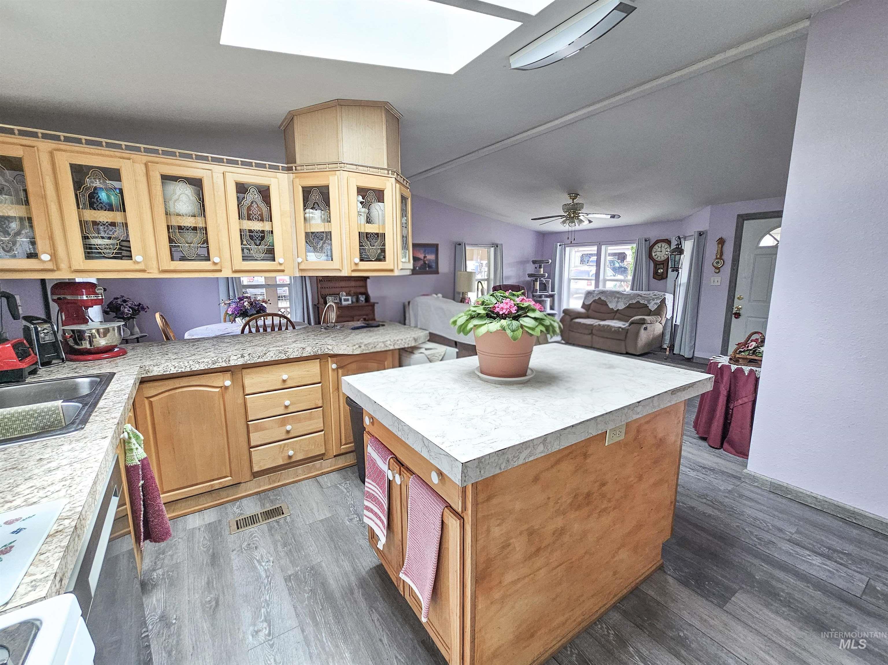 2034 Powers Avenue, Lewiston, Idaho 83501, 3 Bedrooms, 2 Bathrooms, Residential For Sale, Price $175,000, 98989961