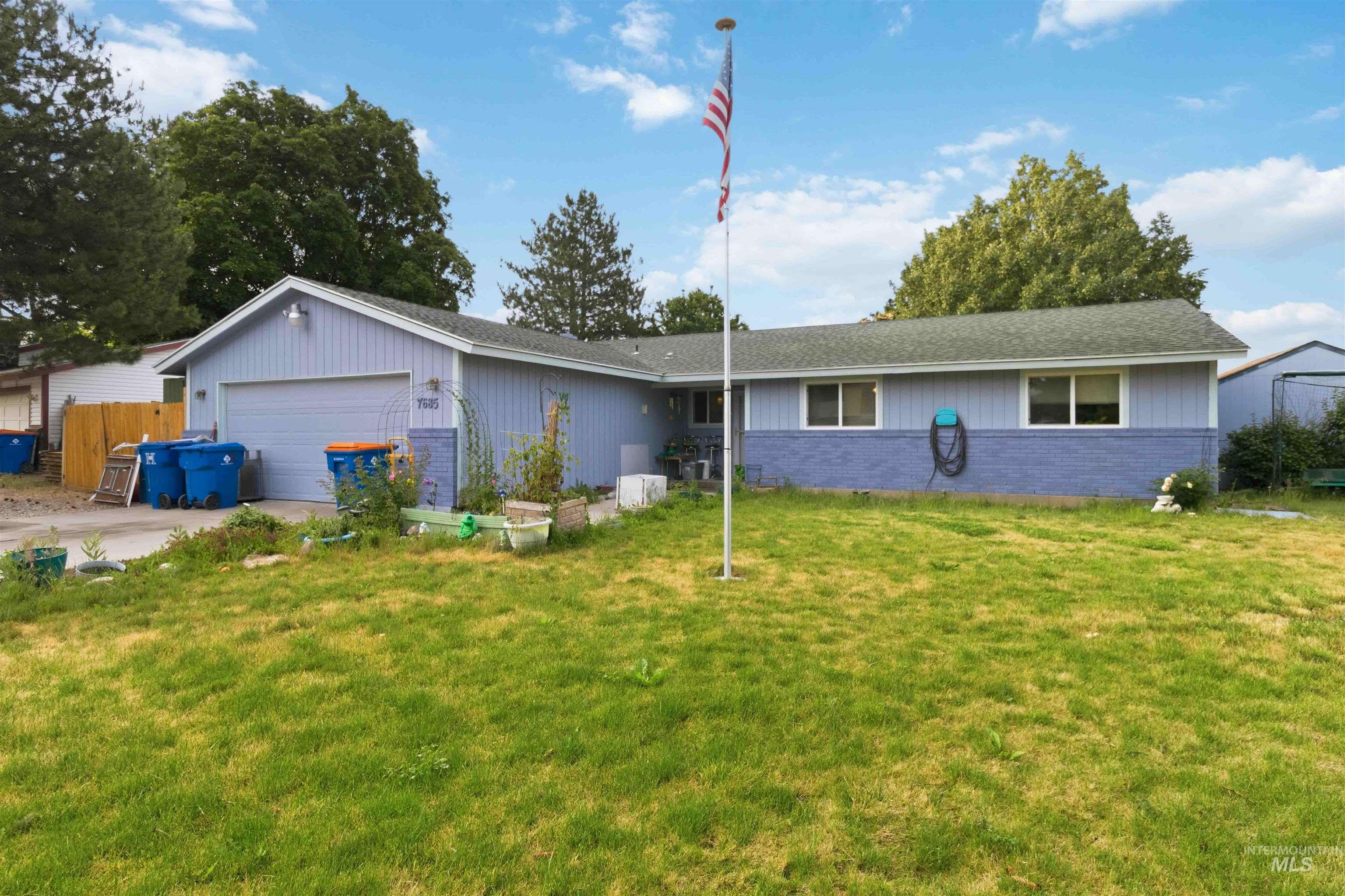 7685 W Mojave Dr, Boise, Idaho 83709-5947, 3 Bedrooms, 2 Bathrooms, Residential For Sale, Price $399,900,MLS 98989964