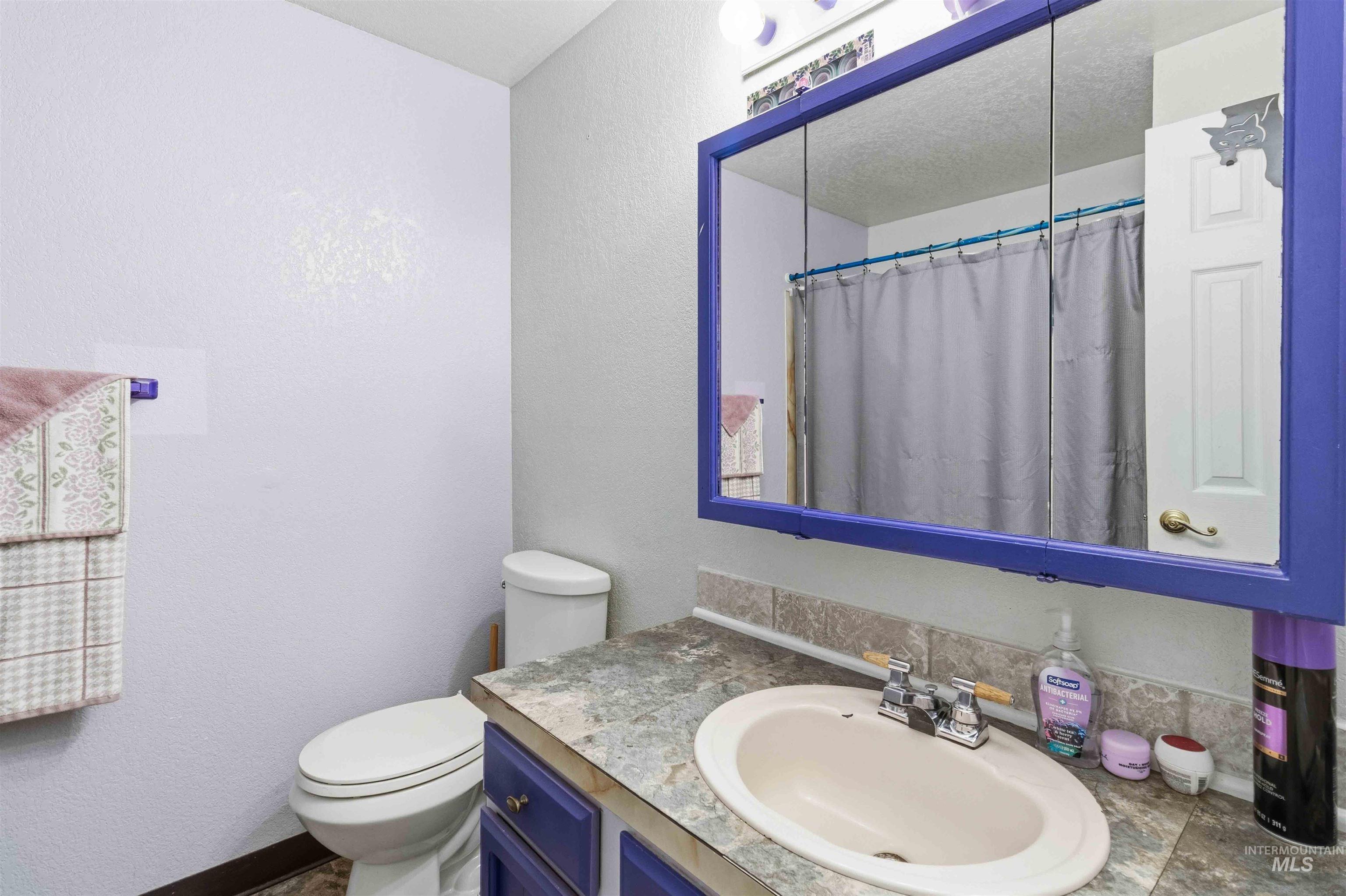 7685 W Mojave Dr, Boise, Idaho 83709-5947, 3 Bedrooms, 2 Bathrooms, Residential For Sale, Price $399,900,MLS 98989964