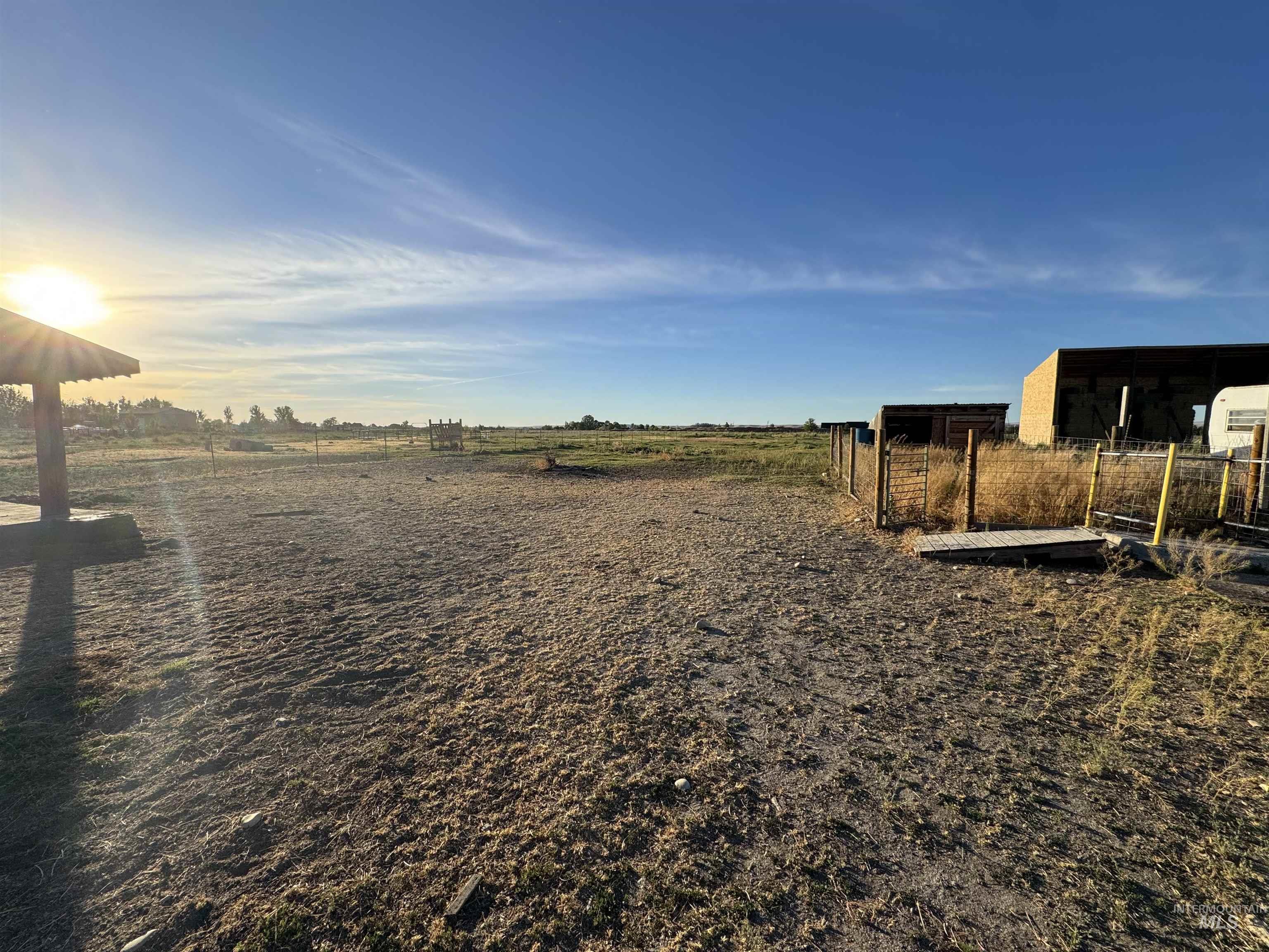 7002 W. Hwy 52, Emmett, Idaho 83617, 2 Bedrooms, 1 Bathroom, Residential For Sale, Price $575,000,MLS 98989966