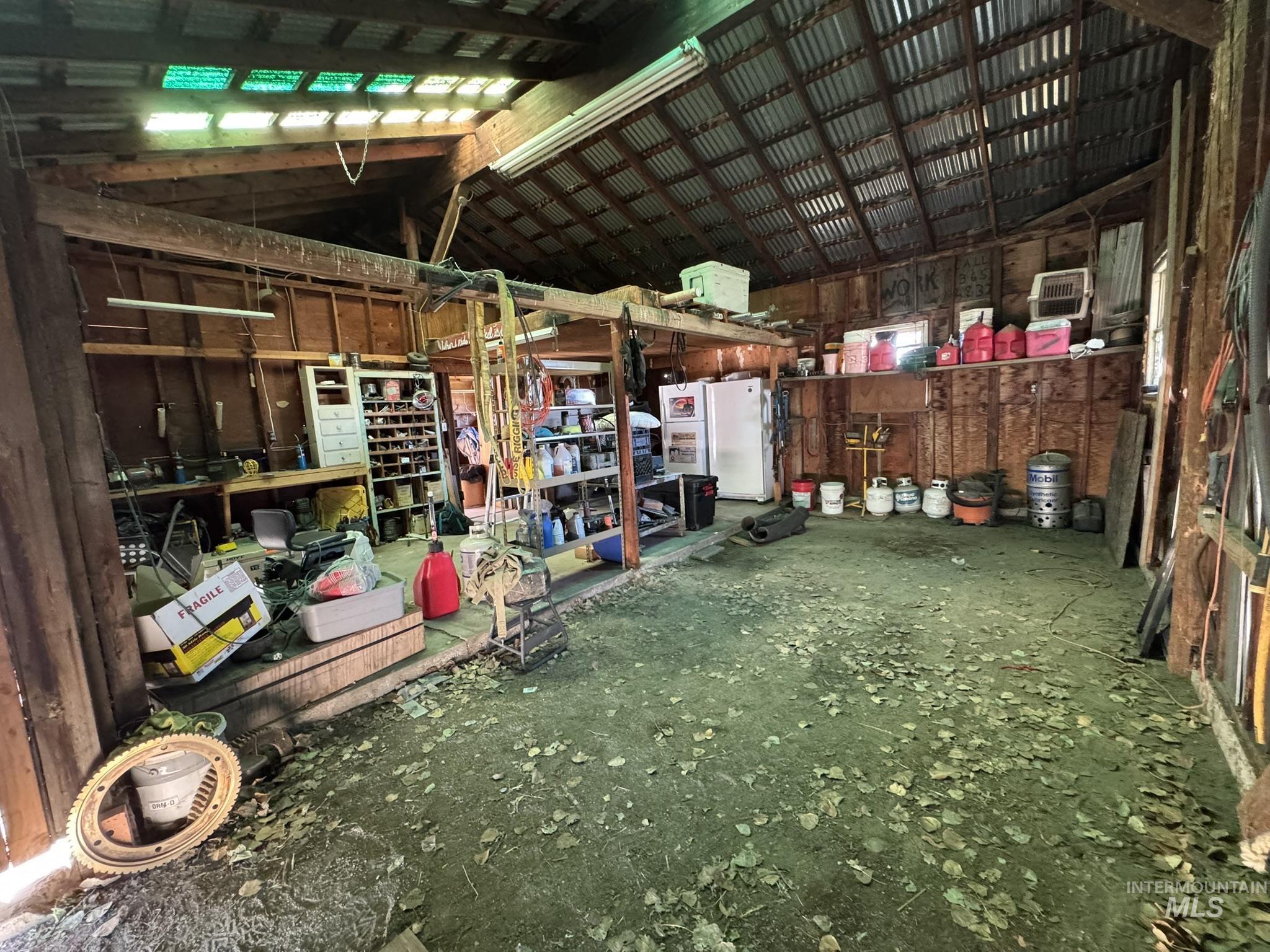 7002 W. Hwy 52, Emmett, Idaho 83617, 2 Bedrooms, 1 Bathroom, Residential For Sale, Price $575,000,MLS 98989966