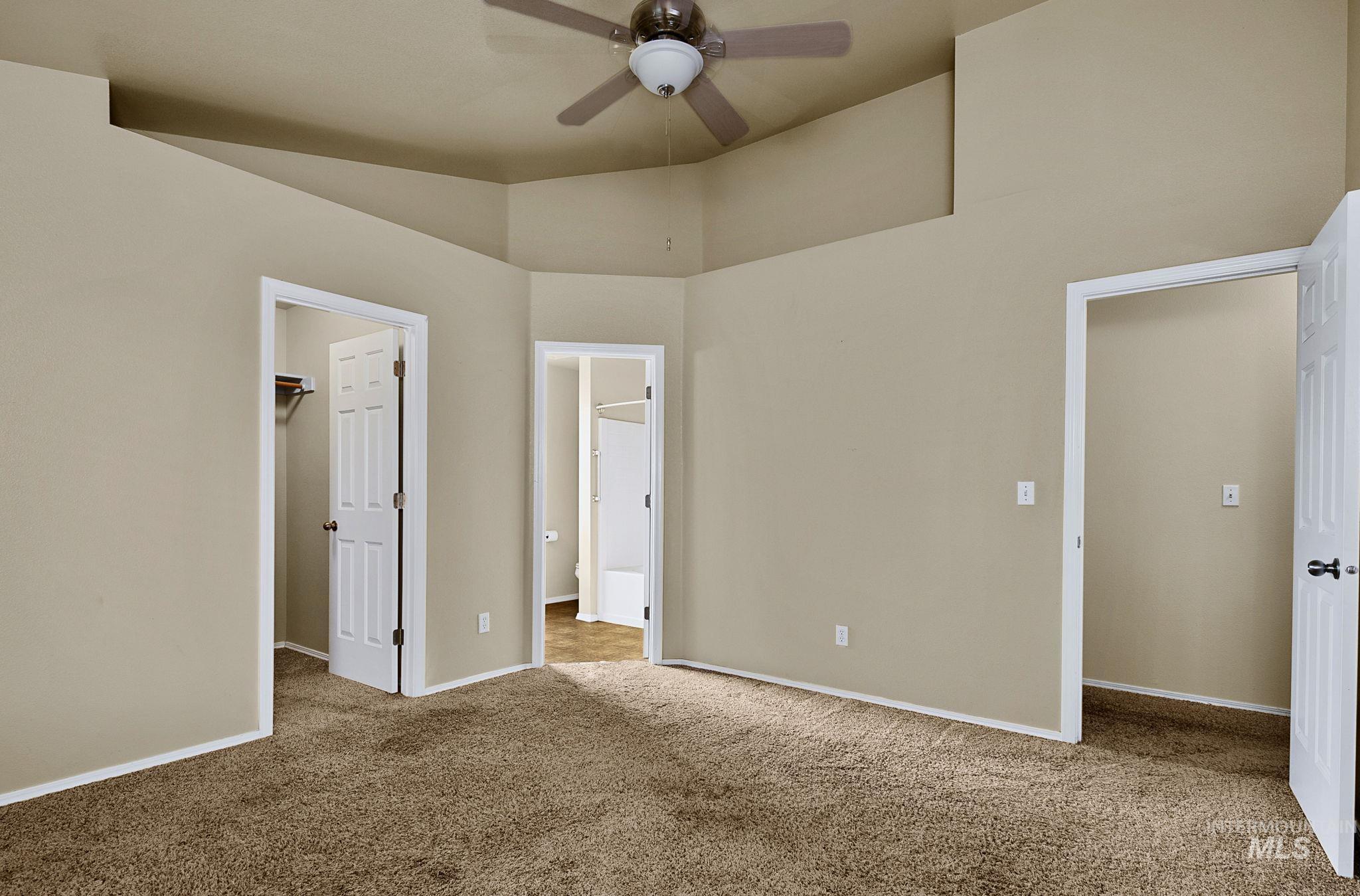 899 Blue Grass Way, Middleton, Idaho 83644, 3 Bedrooms, 2 Bathrooms, Residential For Sale, Price $399,990,MLS 98989967
