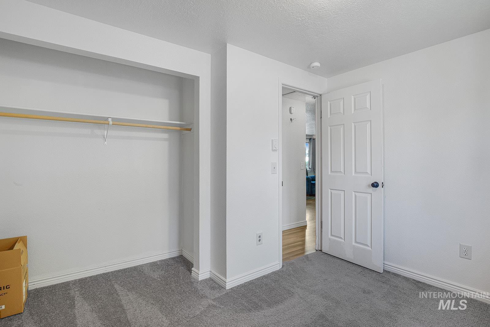 468 Calico St, Hansen, Idaho 83334, 2 Bedrooms, 1 Bathroom, Residential For Sale, Price $220,000,MLS 98989970