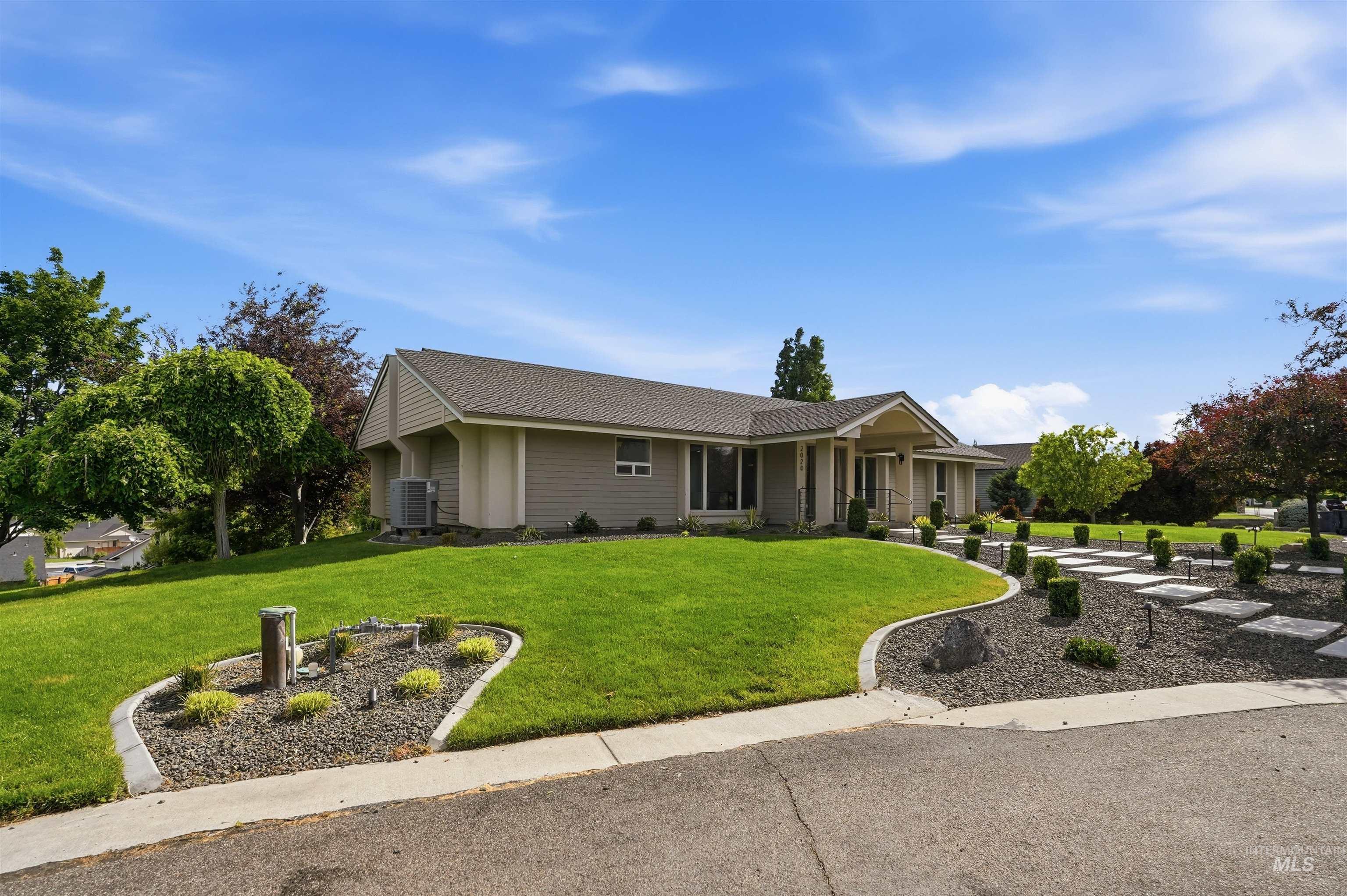 2020 Primrose Ln, Nampa, Idaho 83686, 4 Bedrooms, 3 Bathrooms, Residential For Sale, Price $825,000,MLS 98989971