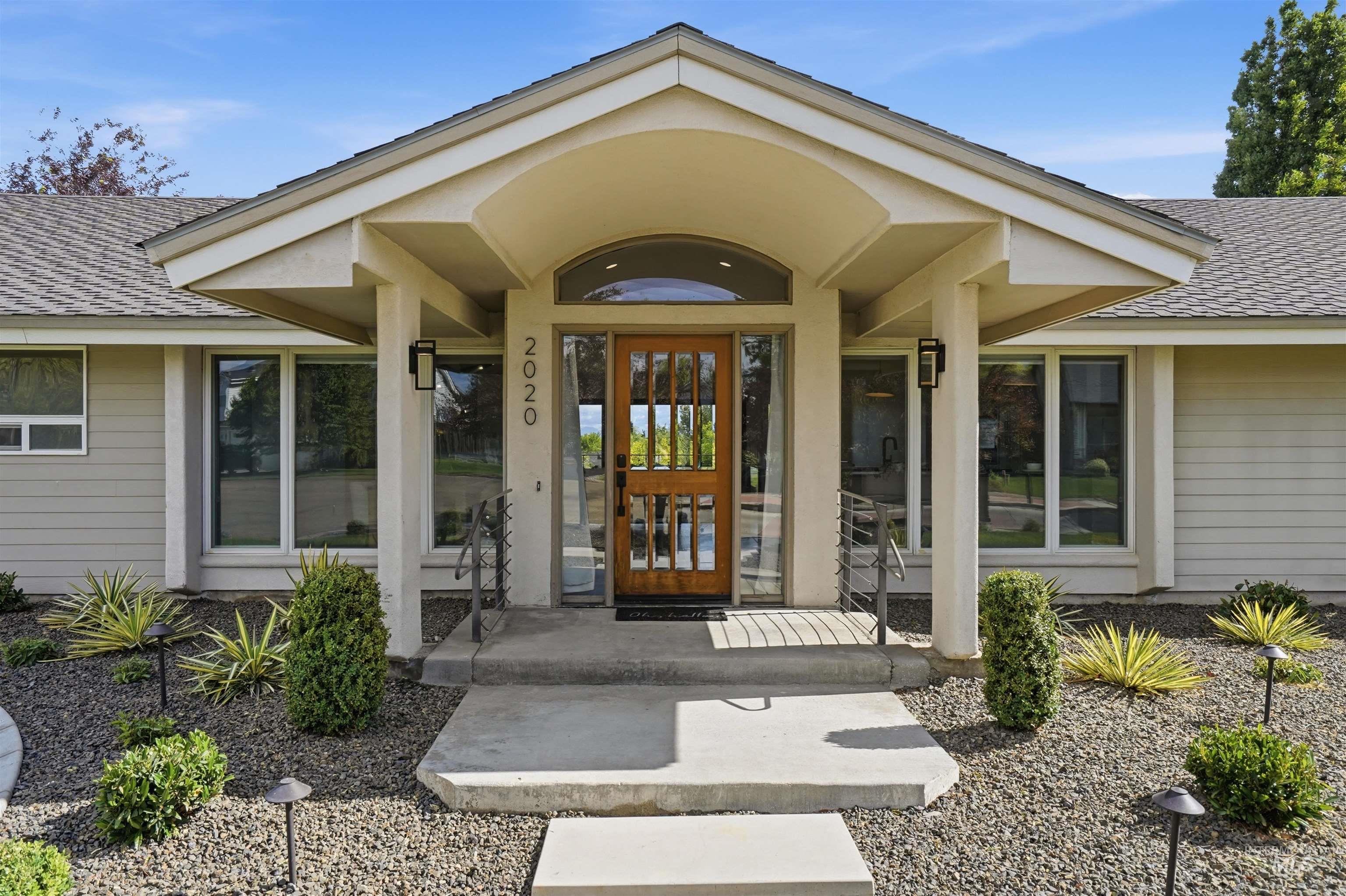 2020 Primrose Ln, Nampa, Idaho 83686, 4 Bedrooms, 3 Bathrooms, Residential For Sale, Price $825,000,MLS 98989971