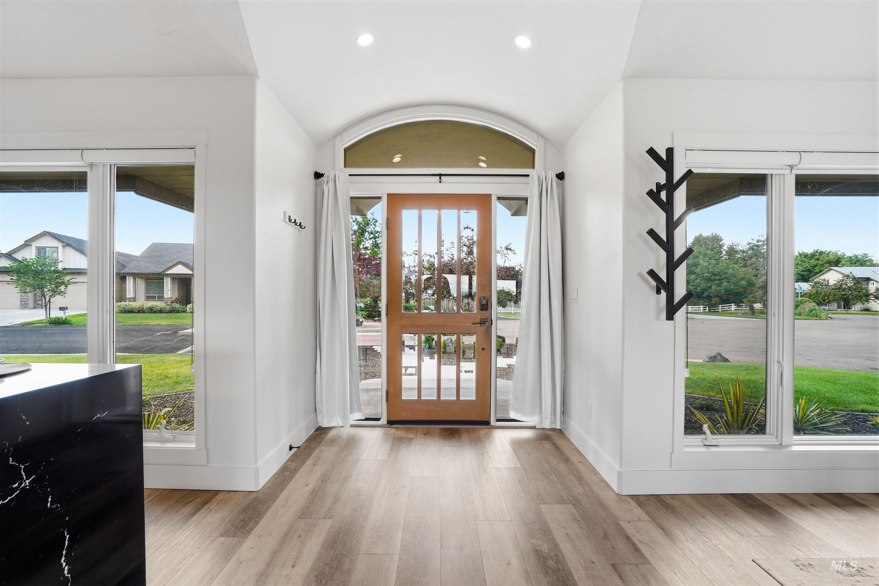 2020 Primrose Ln, Nampa, Idaho 83686, 4 Bedrooms, 3 Bathrooms, Residential For Sale, Price $825,000,MLS 98989971