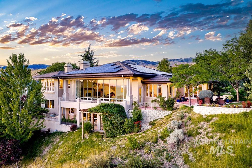 1545 E Nines Point Ln, Boise, Idaho 83702, 4 Bedrooms, 5.5 Bathrooms, Residential For Sale, Price $2,780,000, 98989977