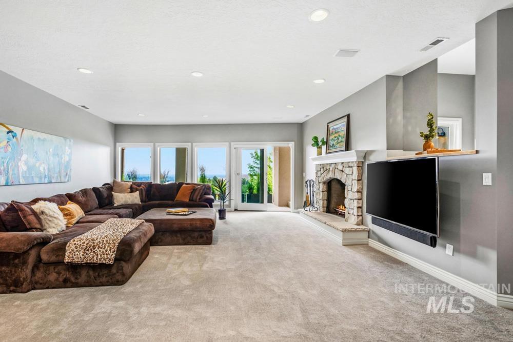 1545 E Nines Point Ln, Boise, Idaho 83702, 4 Bedrooms, 5.5 Bathrooms, Residential For Sale, Price $2,780,000, 98989977