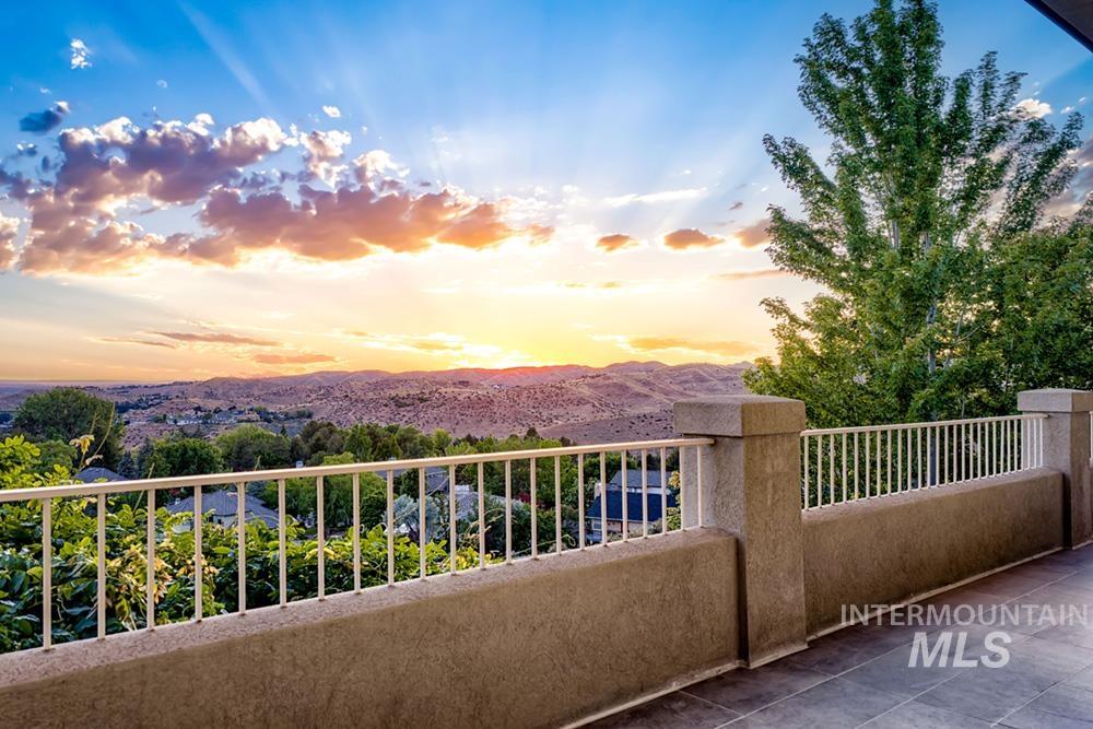 1545 E Nines Point Ln, Boise, Idaho 83702, 4 Bedrooms, 5.5 Bathrooms, Residential For Sale, Price $2,780,000, 98989977