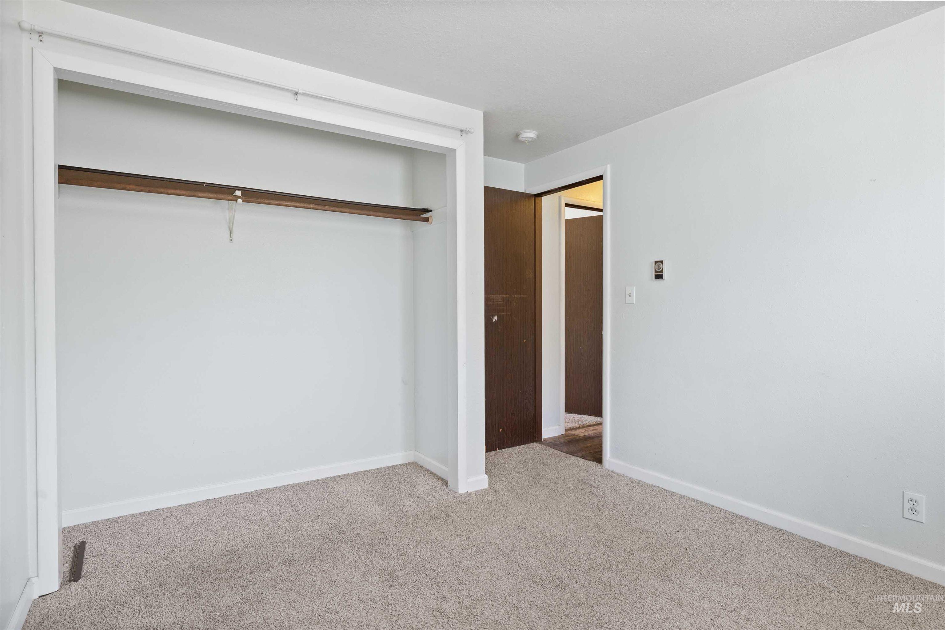 718 18th Ave E, Jerome, Idaho 83338, 3 Bedrooms, 1 Bathroom, Residential For Sale, Price $257,000,MLS 98989978