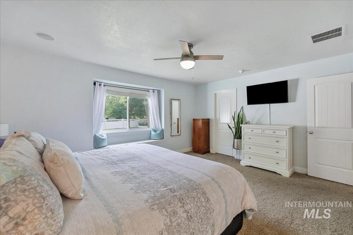 836 W Ashby Dr, Meridian, Idaho 83646, 4 Bedrooms, 2.5 Bathrooms, Residential For Sale, Price $498,000,MLS 98989984