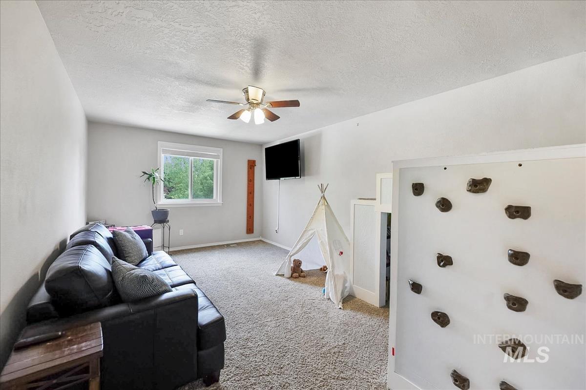 836 W Ashby Dr, Meridian, Idaho 83646, 4 Bedrooms, 2.5 Bathrooms, Residential For Sale, Price $498,000,MLS 98989984