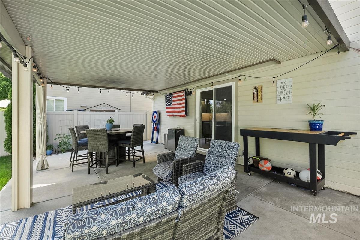 836 W Ashby Dr, Meridian, Idaho 83646, 4 Bedrooms, 2.5 Bathrooms, Residential For Sale, Price $498,000,MLS 98989984