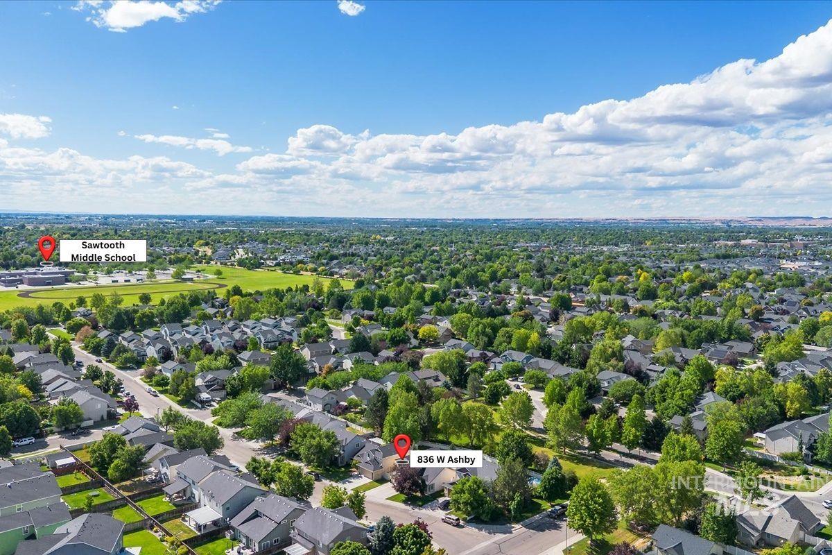 836 W Ashby Dr, Meridian, Idaho 83646, 4 Bedrooms, 2.5 Bathrooms, Residential For Sale, Price $498,000,MLS 98989984