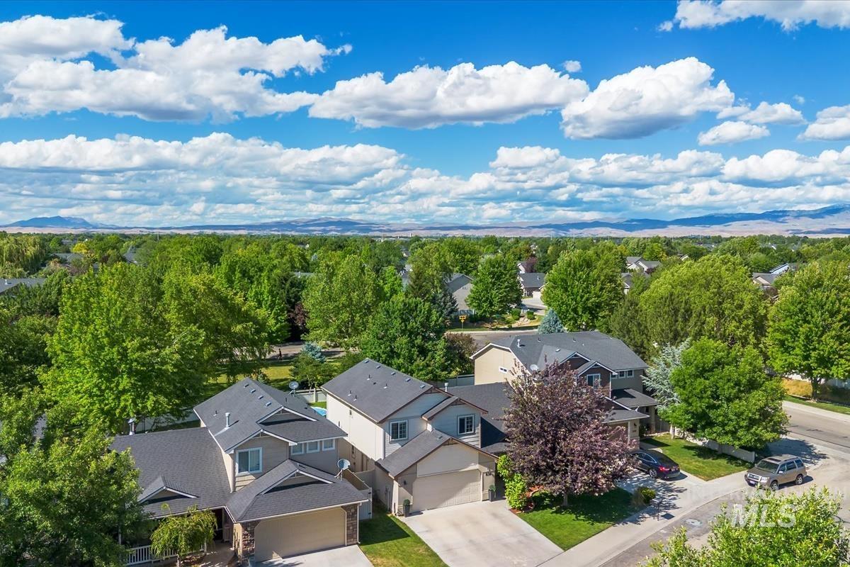 836 W Ashby Dr, Meridian, Idaho 83646, 4 Bedrooms, 2.5 Bathrooms, Residential For Sale, Price $498,000,MLS 98989984