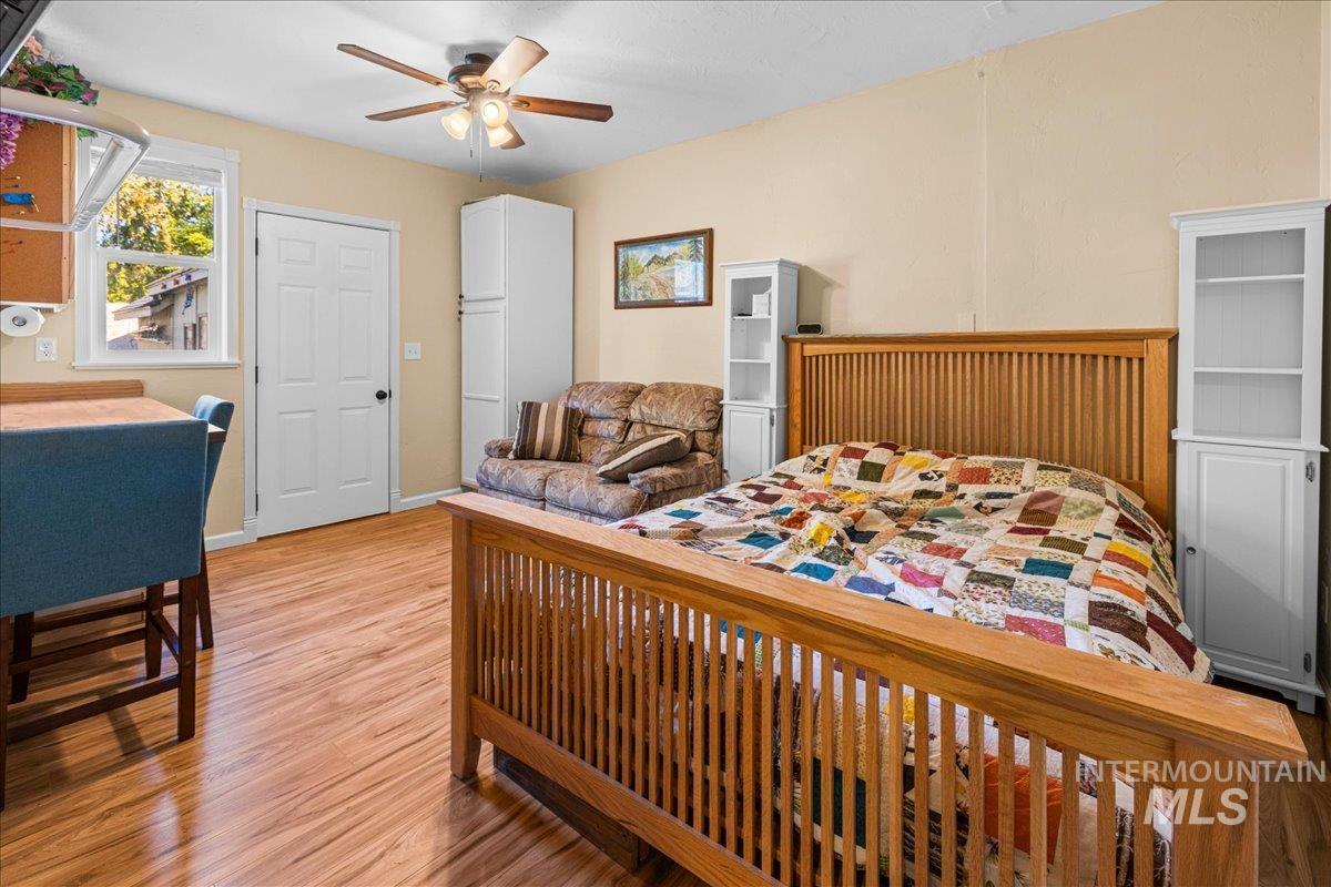 3900 W Pine Ave, Boise, Idaho 83703, 4 Bedrooms, 2 Bathrooms, Residential For Sale, Price $624,500,MLS 98989986