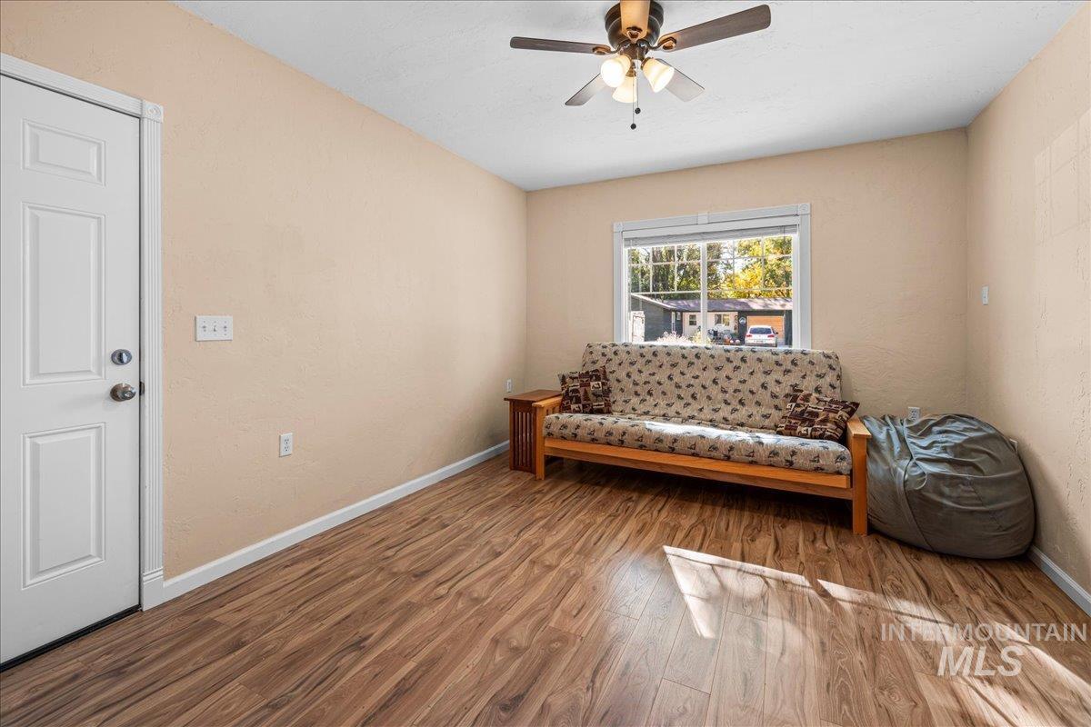 3900 W Pine Ave, Boise, Idaho 83703, 4 Bedrooms, 2 Bathrooms, Residential For Sale, Price $624,500,MLS 98989986