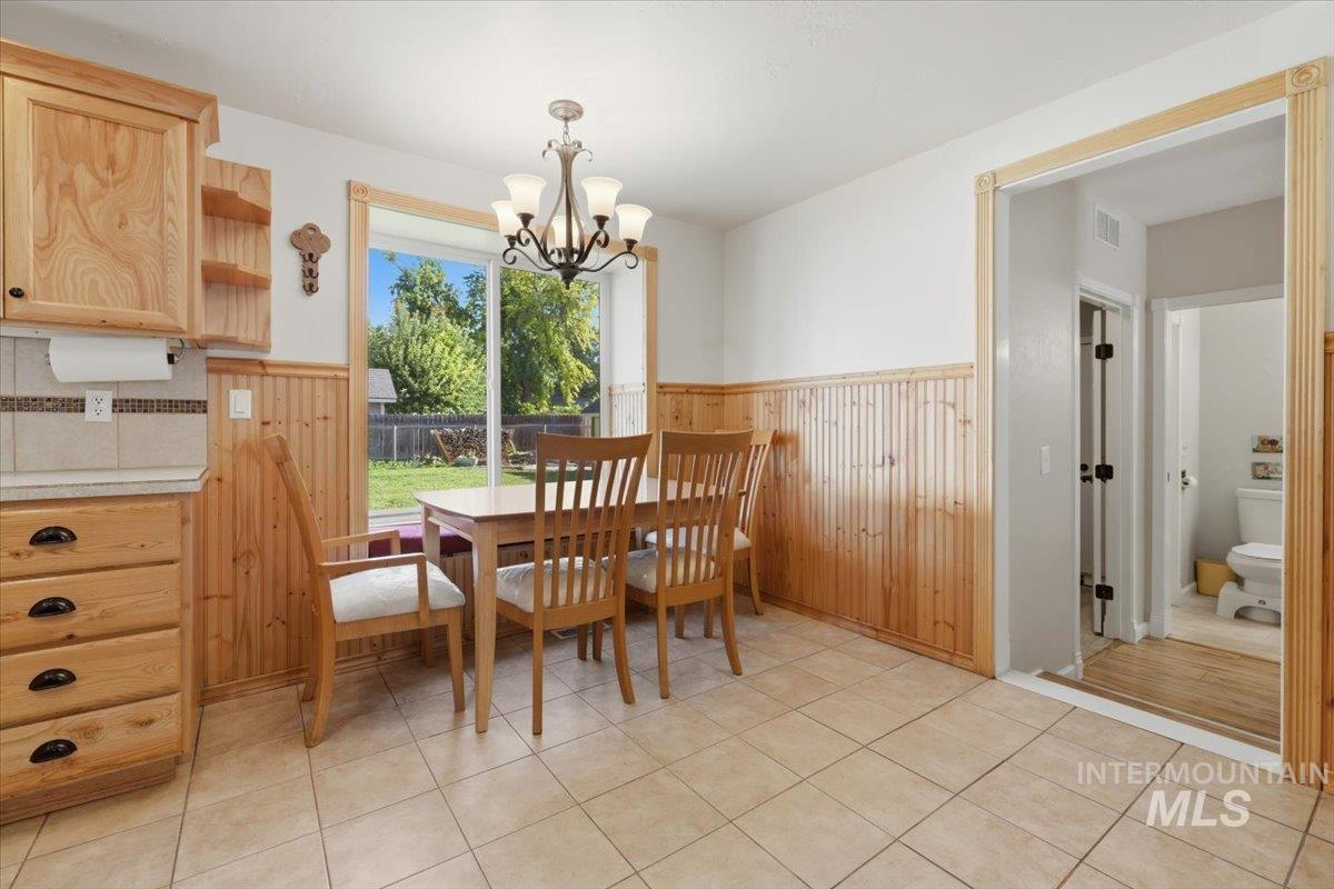 3900 W Pine Ave, Boise, Idaho 83703, 4 Bedrooms, 2 Bathrooms, Residential For Sale, Price $624,500,MLS 98989986