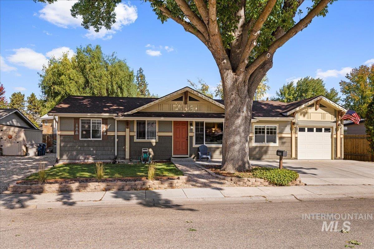 3900 W Pine Ave, Boise, Idaho 83703, 4 Bedrooms, 2 Bathrooms, Residential For Sale, Price $624,500,MLS 98989986