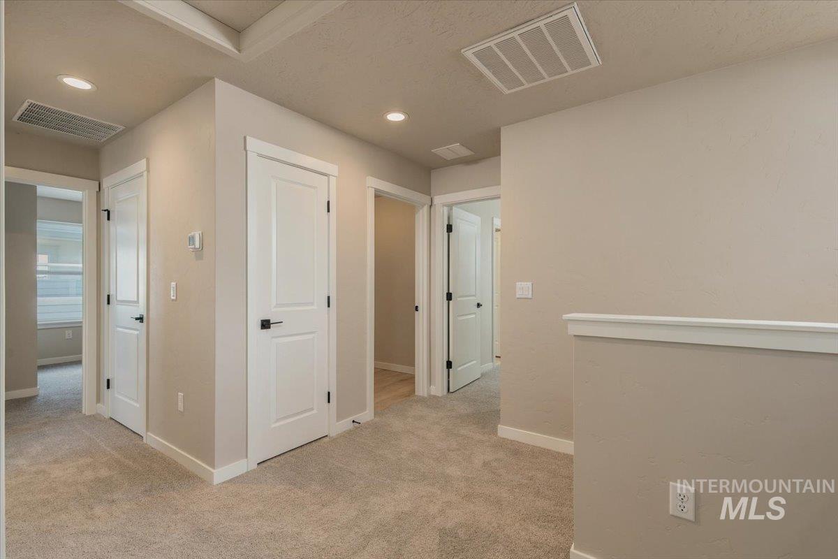 9524 S Stonefly Ave., Kuna, Idaho 83634, 3 Bedrooms, 2.5 Bathrooms, Residential For Sale, Price $429,990,MLS 98989988