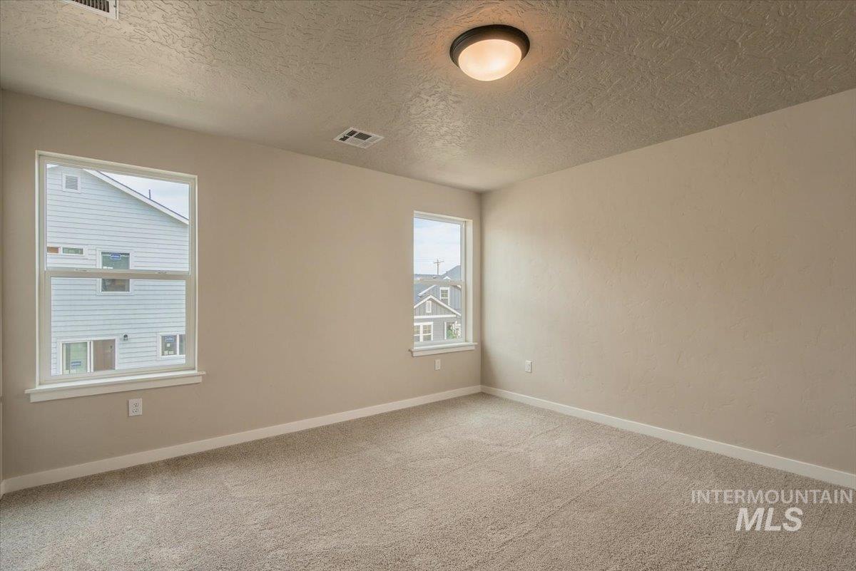 9524 S Stonefly Ave., Kuna, Idaho 83634, 3 Bedrooms, 2.5 Bathrooms, Residential For Sale, Price $429,990,MLS 98989988