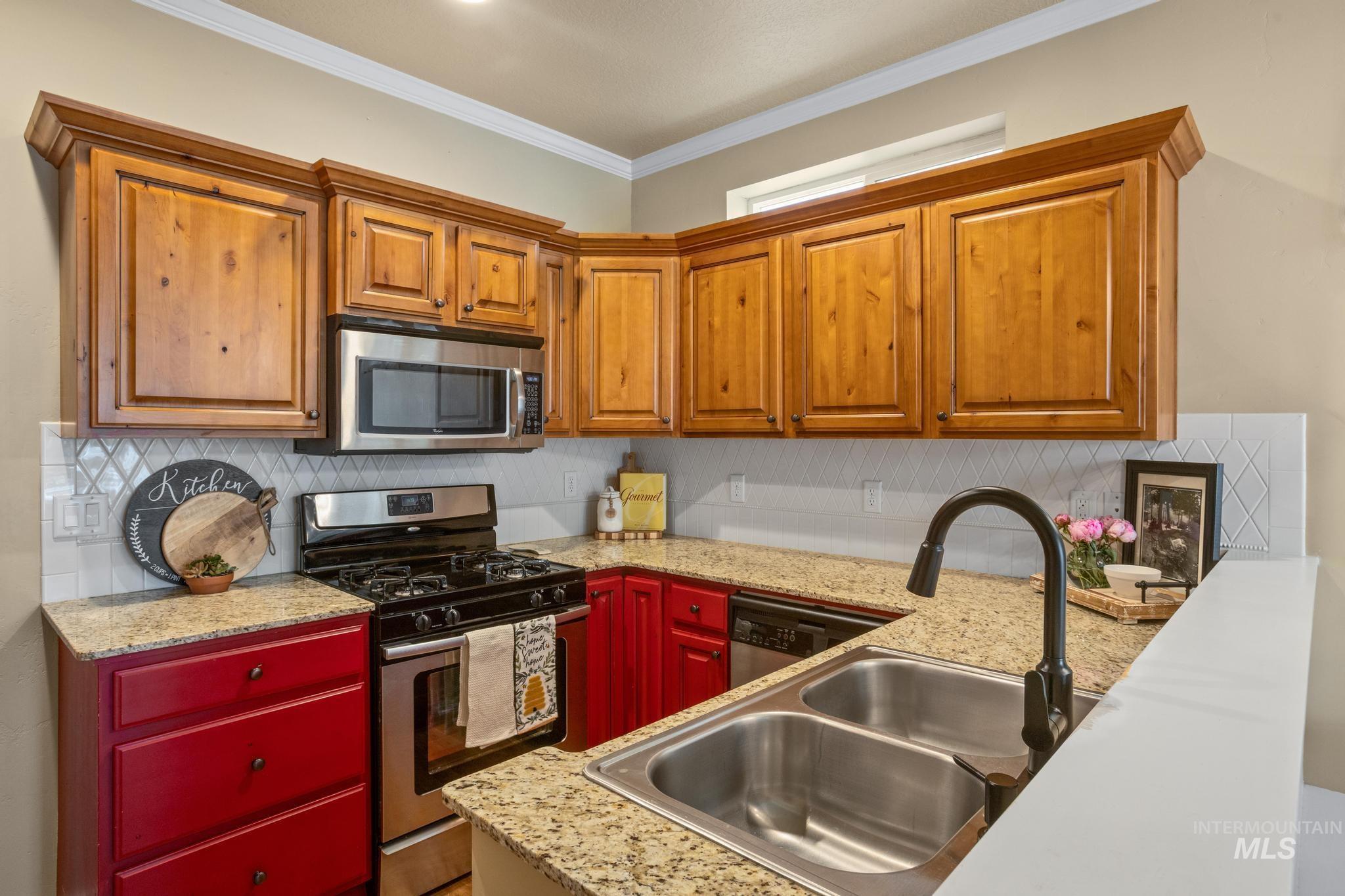 4336 N Five Mile RD, Boise, Idaho 83713, 2 Bedrooms, 2.5 Bathrooms, Residential For Sale, Price $343,990,MLS 98989992