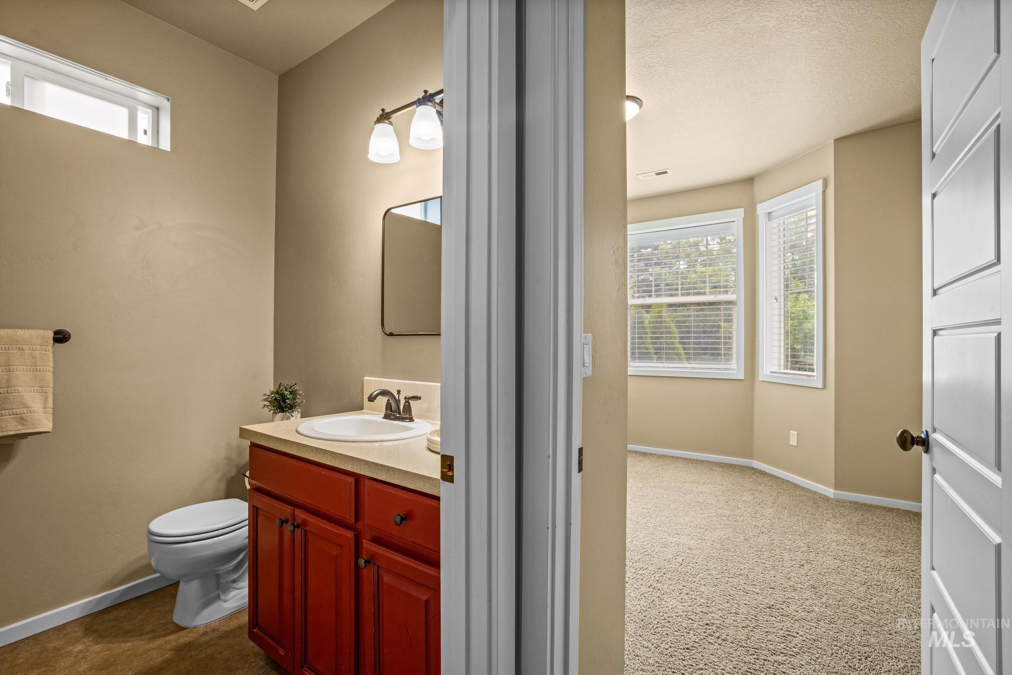 4336 N Five Mile RD, Boise, Idaho 83713, 2 Bedrooms, 2.5 Bathrooms, Residential For Sale, Price $343,990,MLS 98989992