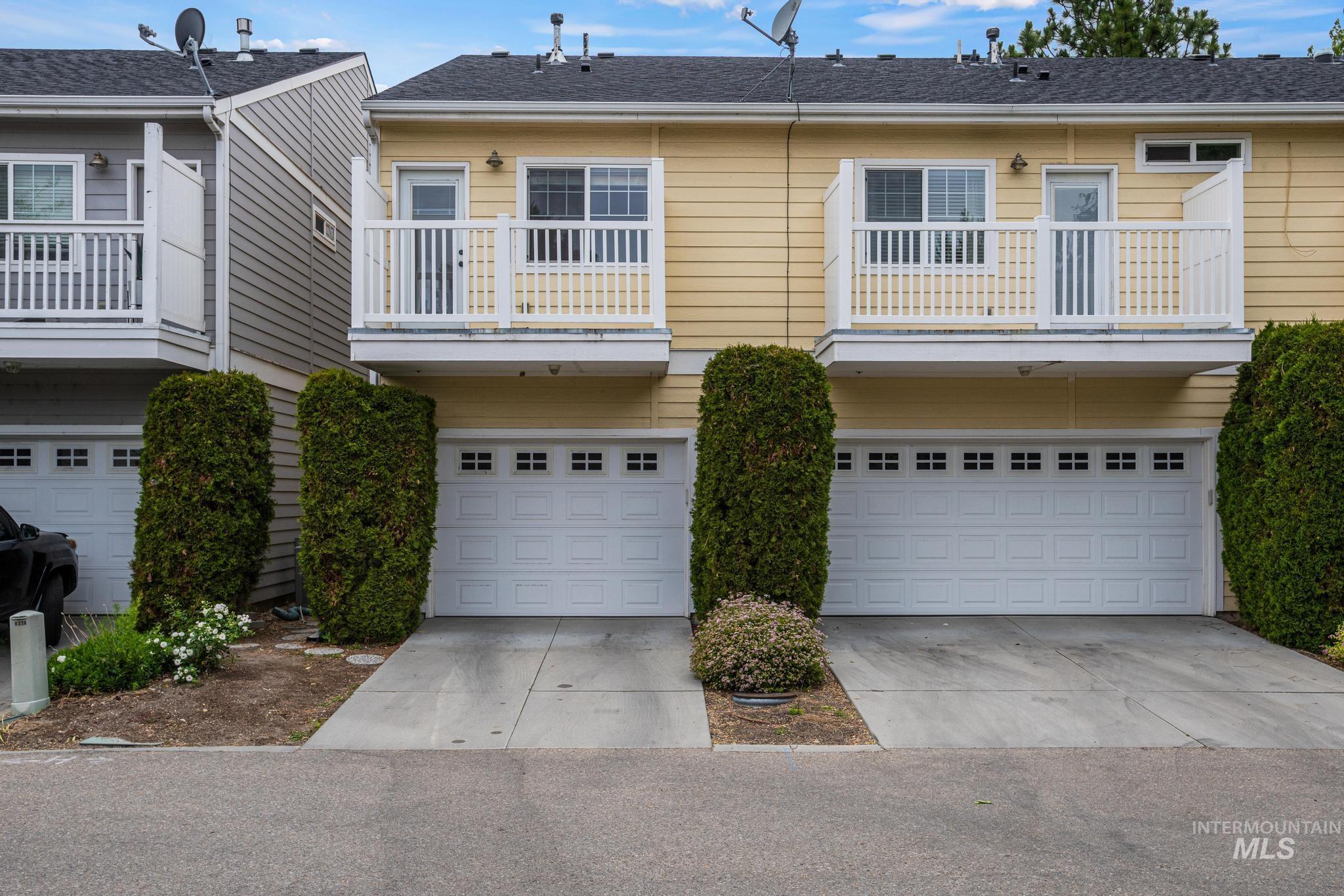 4336 N Five Mile RD, Boise, Idaho 83713, 2 Bedrooms, 2.5 Bathrooms, Residential For Sale, Price $343,990,MLS 98989992