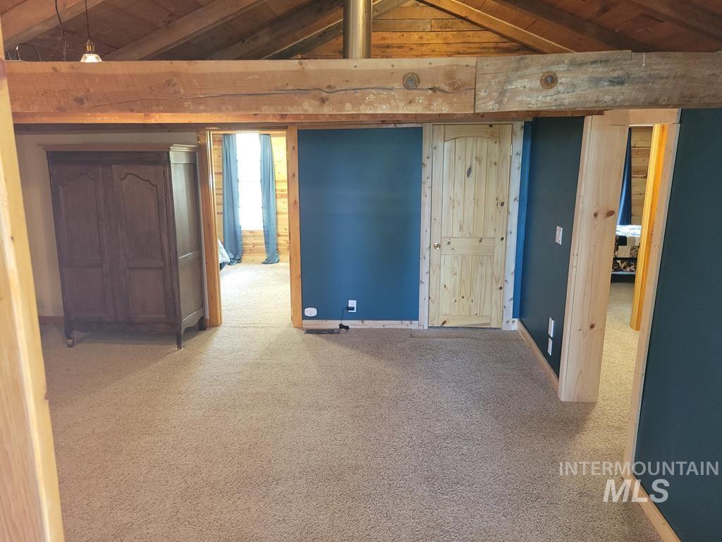 10346 Emma Loop, Cascade, Idaho 83611, 3 Bedrooms, 2 Bathrooms, Residential For Sale, Price $759,900,MLS 98989994