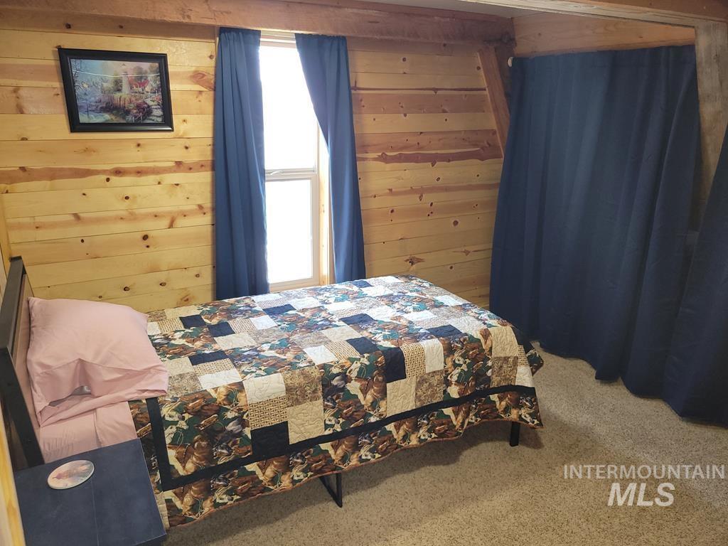 10346 Emma Loop, Cascade, Idaho 83611, 3 Bedrooms, 2 Bathrooms, Residential For Sale, Price $759,900,MLS 98989994