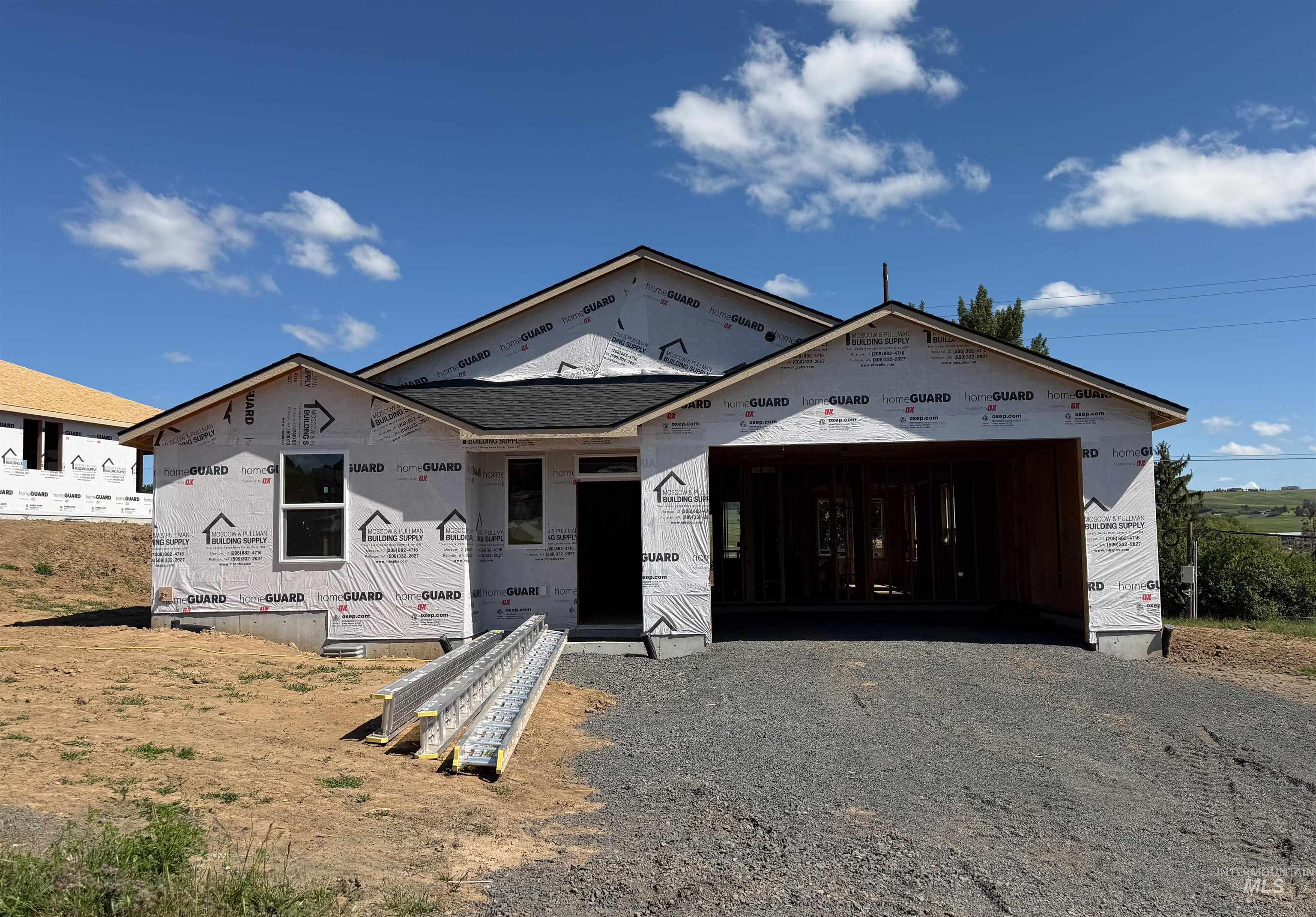 2001 Sunnyside Avenue, Moscow, Idaho 83843, 4 Bedrooms, 2.5 Bathrooms, Residential For Sale, Price $689,000,MLS 98989998